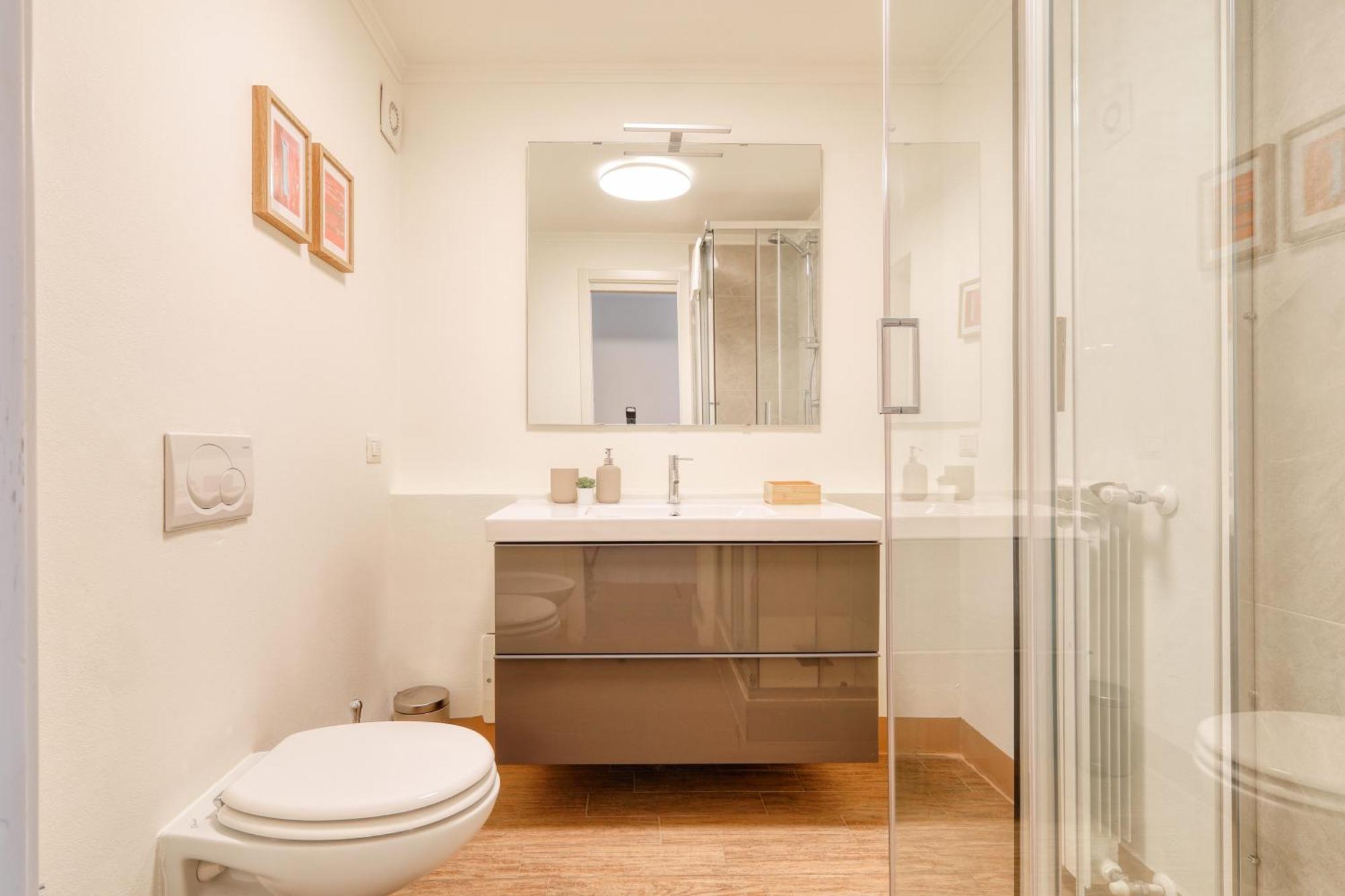 Fara 33 Cozy Flat In District * Mailand