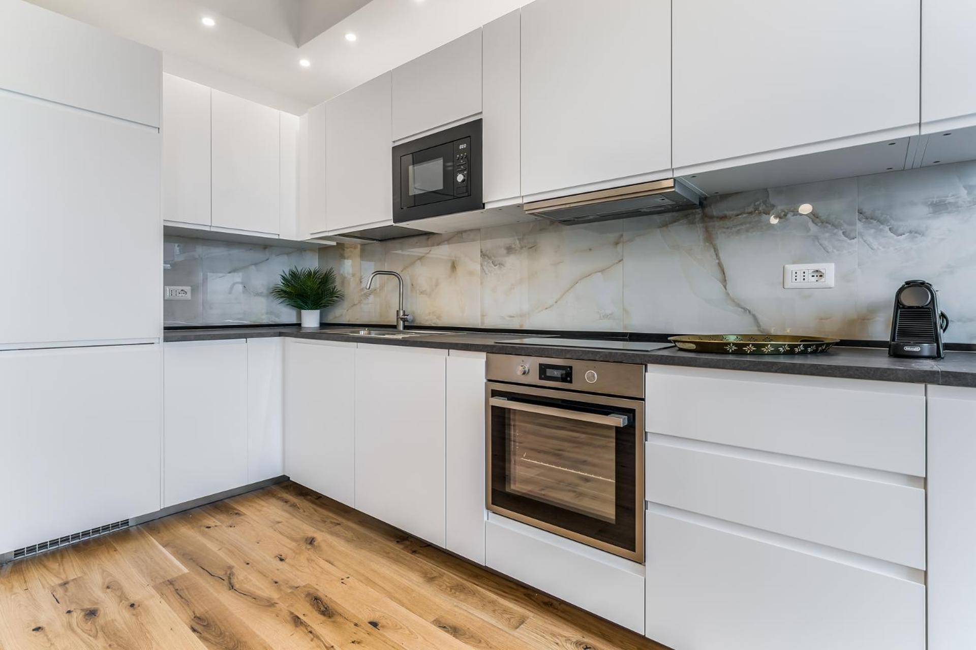 Via M D'agrate 4 Pax Wifi Sub26 Apartamento