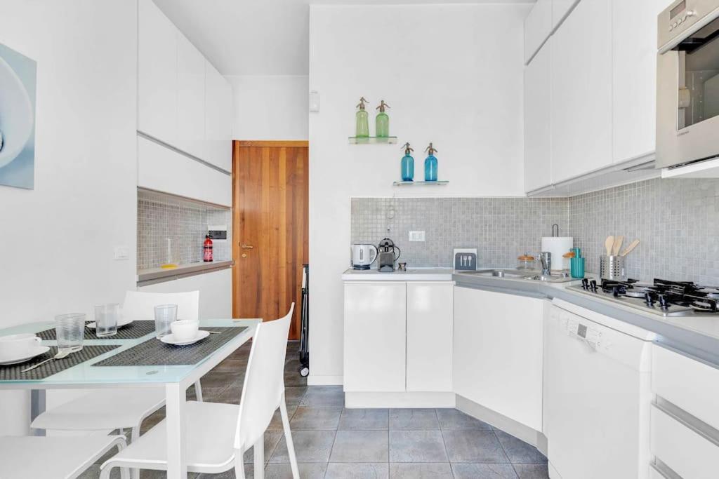 Apartment Attico-vista Sul Duomo-citylife-skyline Mailand