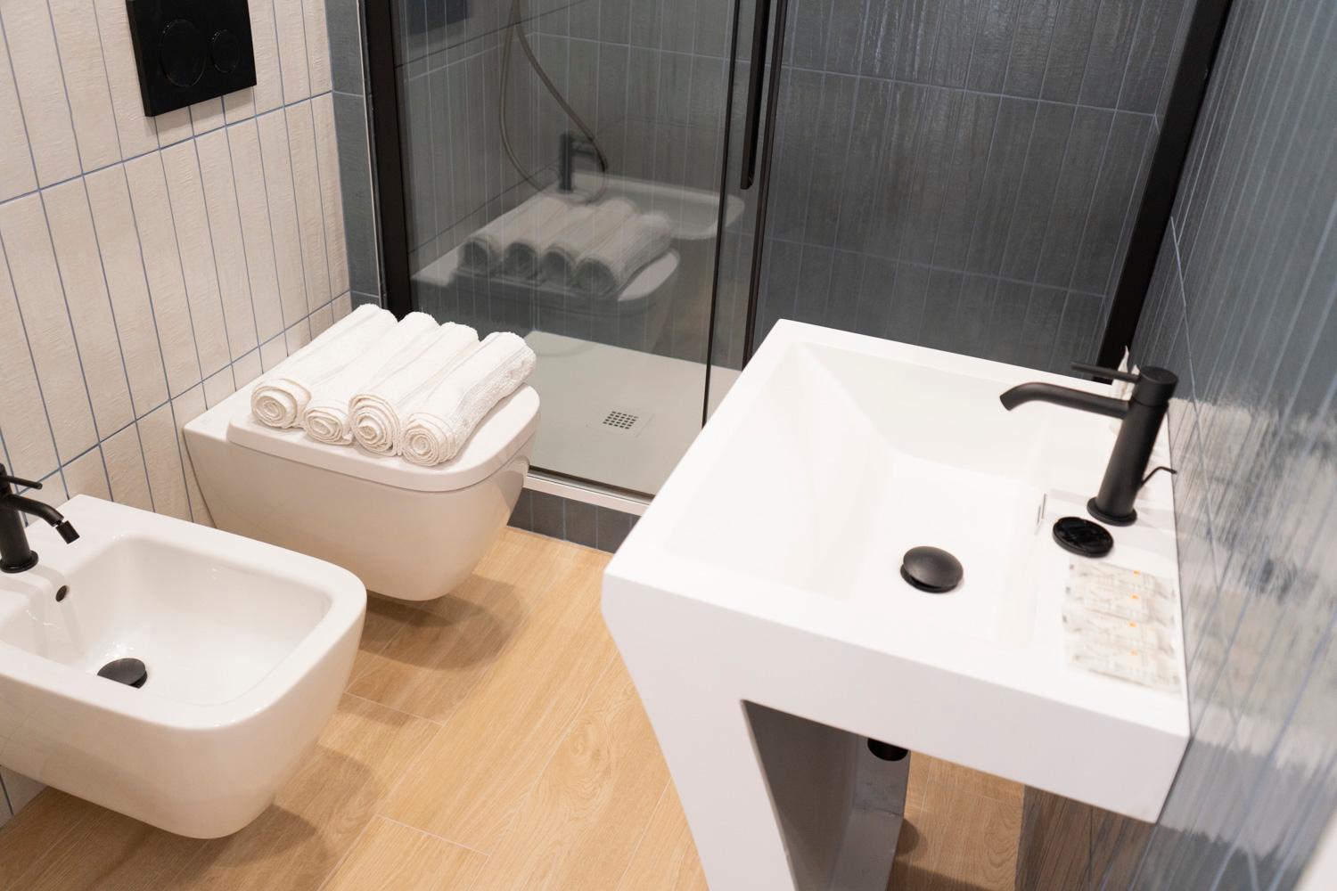 Apartment Bos1 - Station • New Chic •