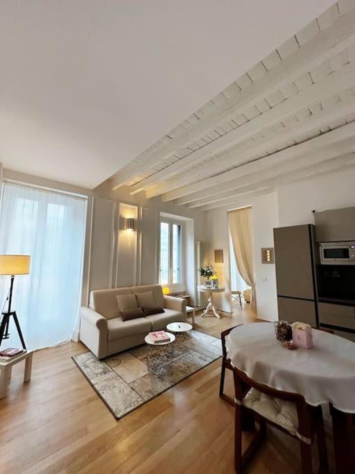 Isola Living Mailand