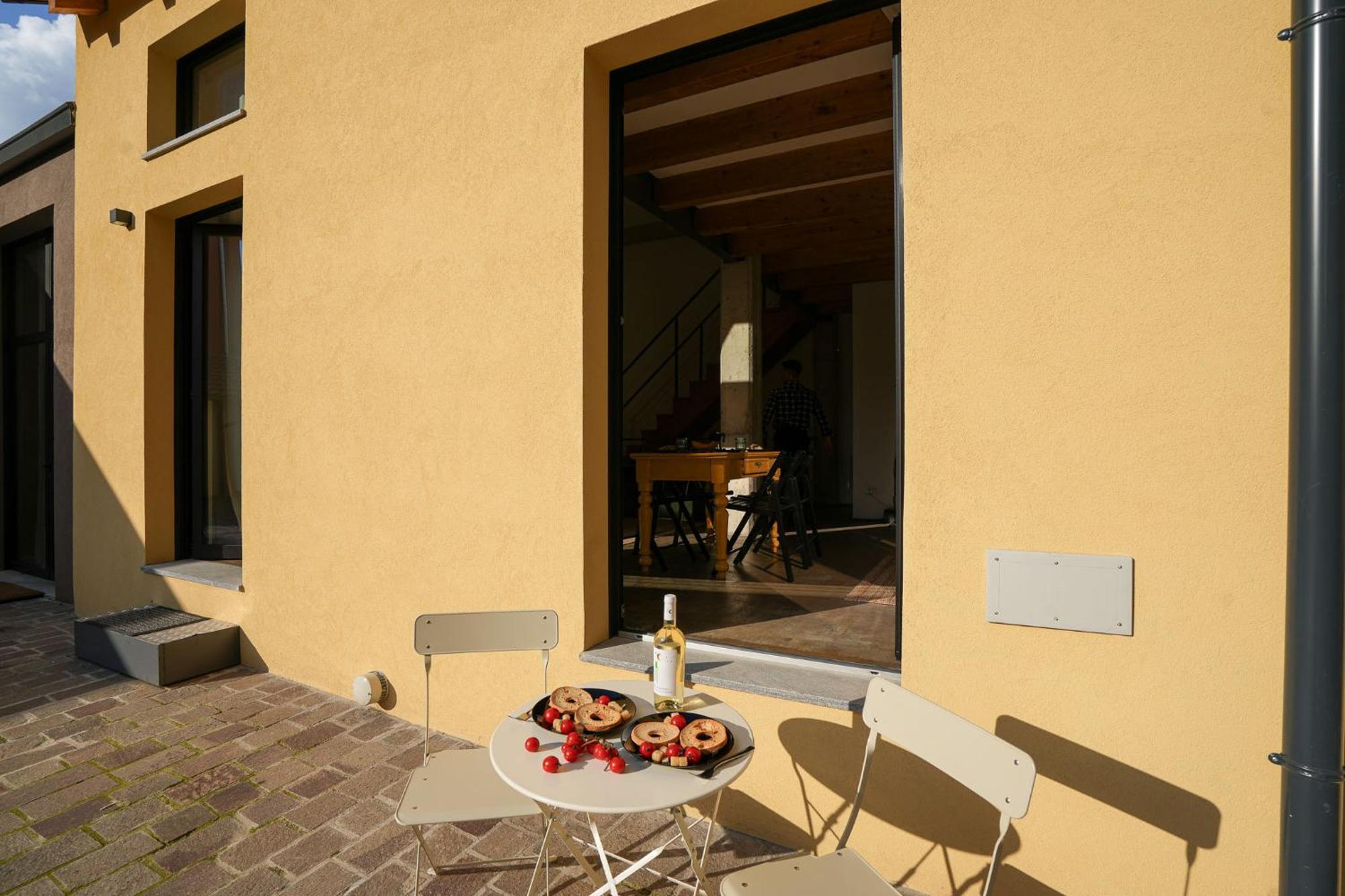 Del Re House, Parking Free *