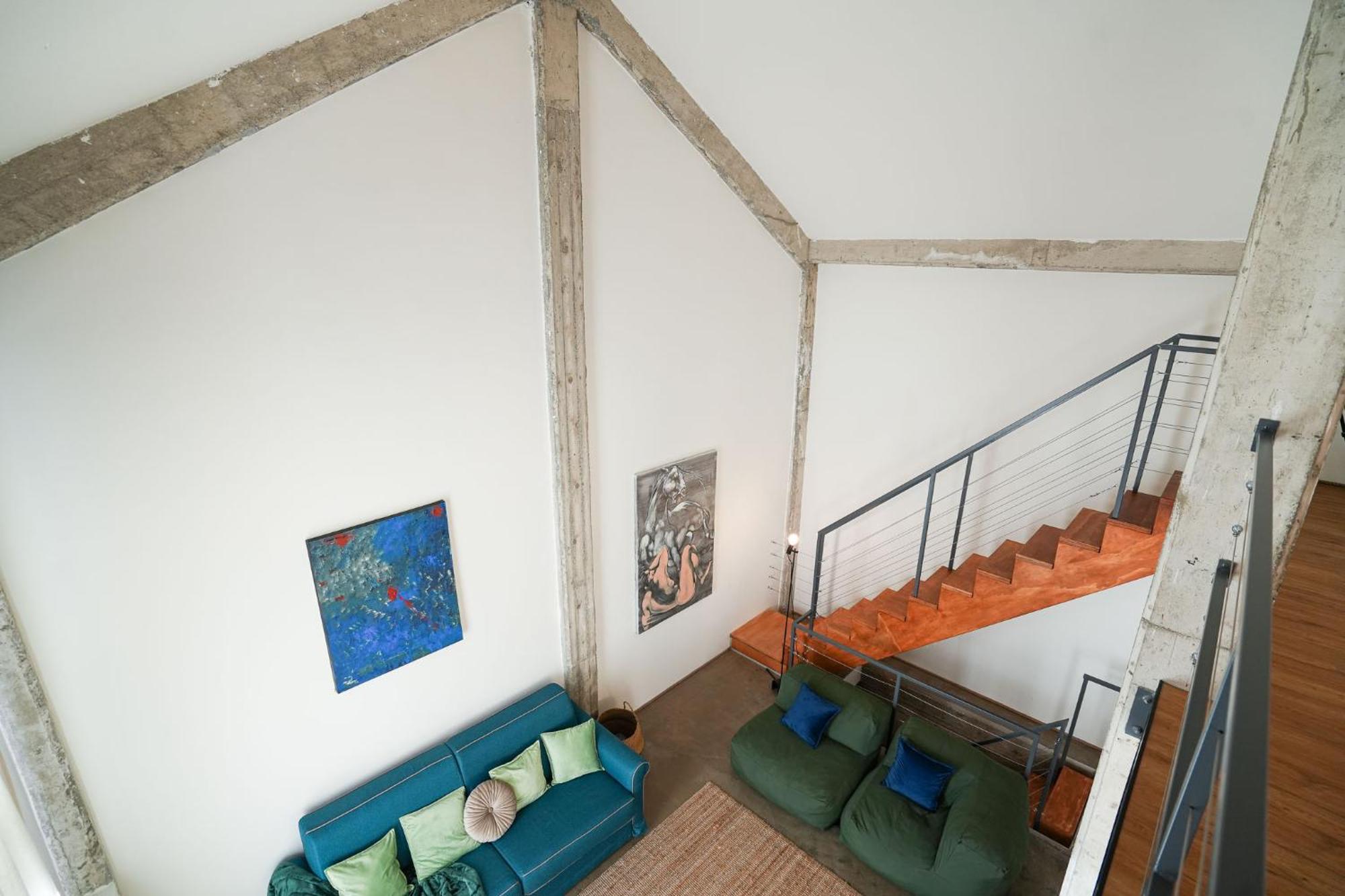 Del Re House, Parking Free