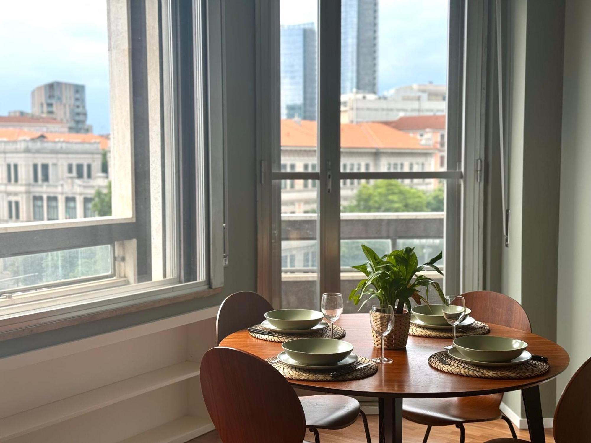 Urban Jungle 3 - Porta Nuova Apartment