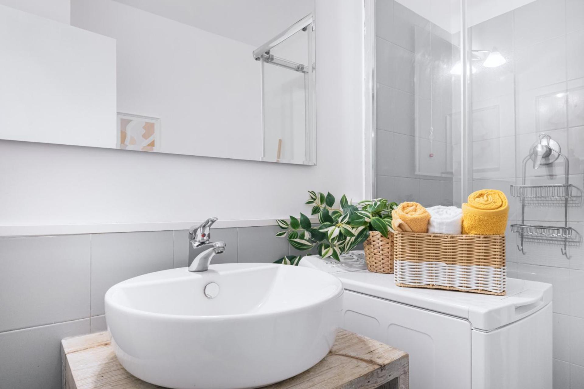 Easylife - Grazioso Monolocale In Porta Venezia * Milão
