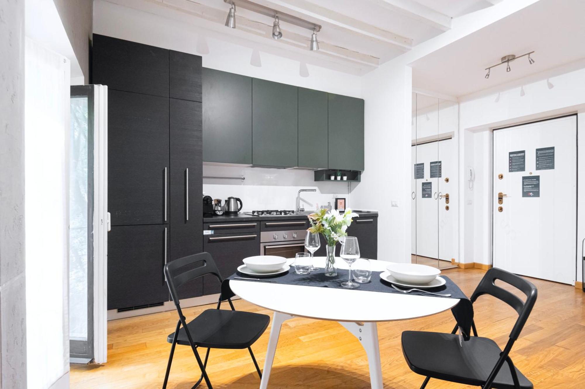 Easylife - Relax In Intimo E Silenzioso A Due Passi Dal Castello Sforzesco Apartment *