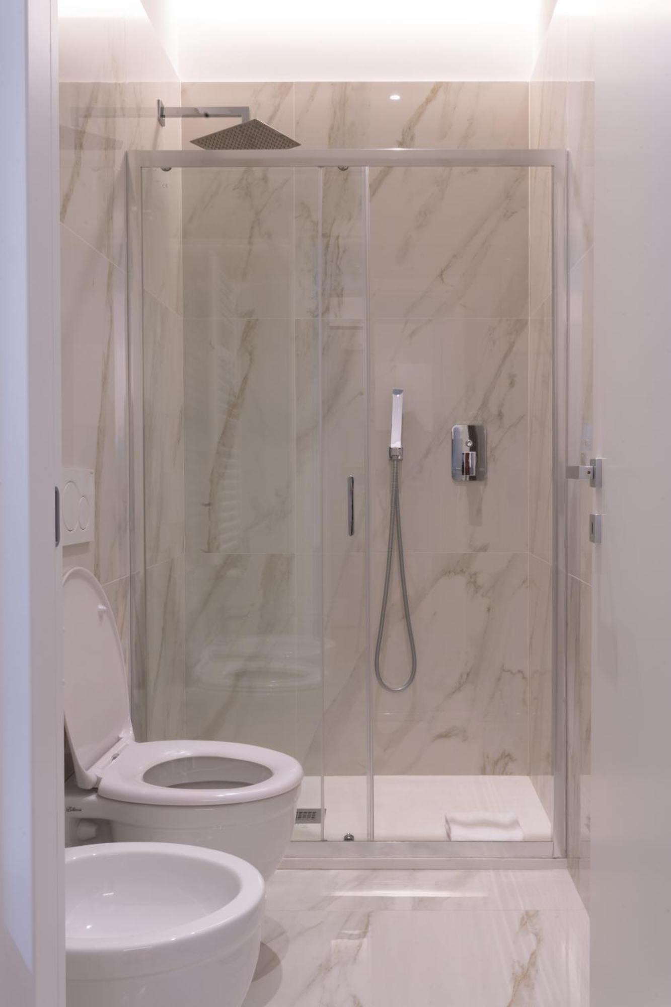Gioia 43 - New Stylish 1 & 2 Apartment