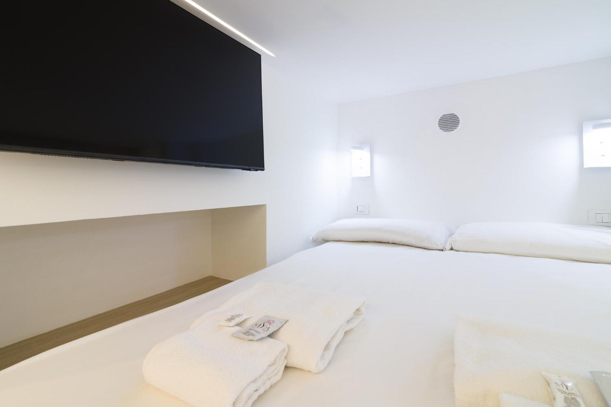 Apartment Tiny House Darsena Mailand