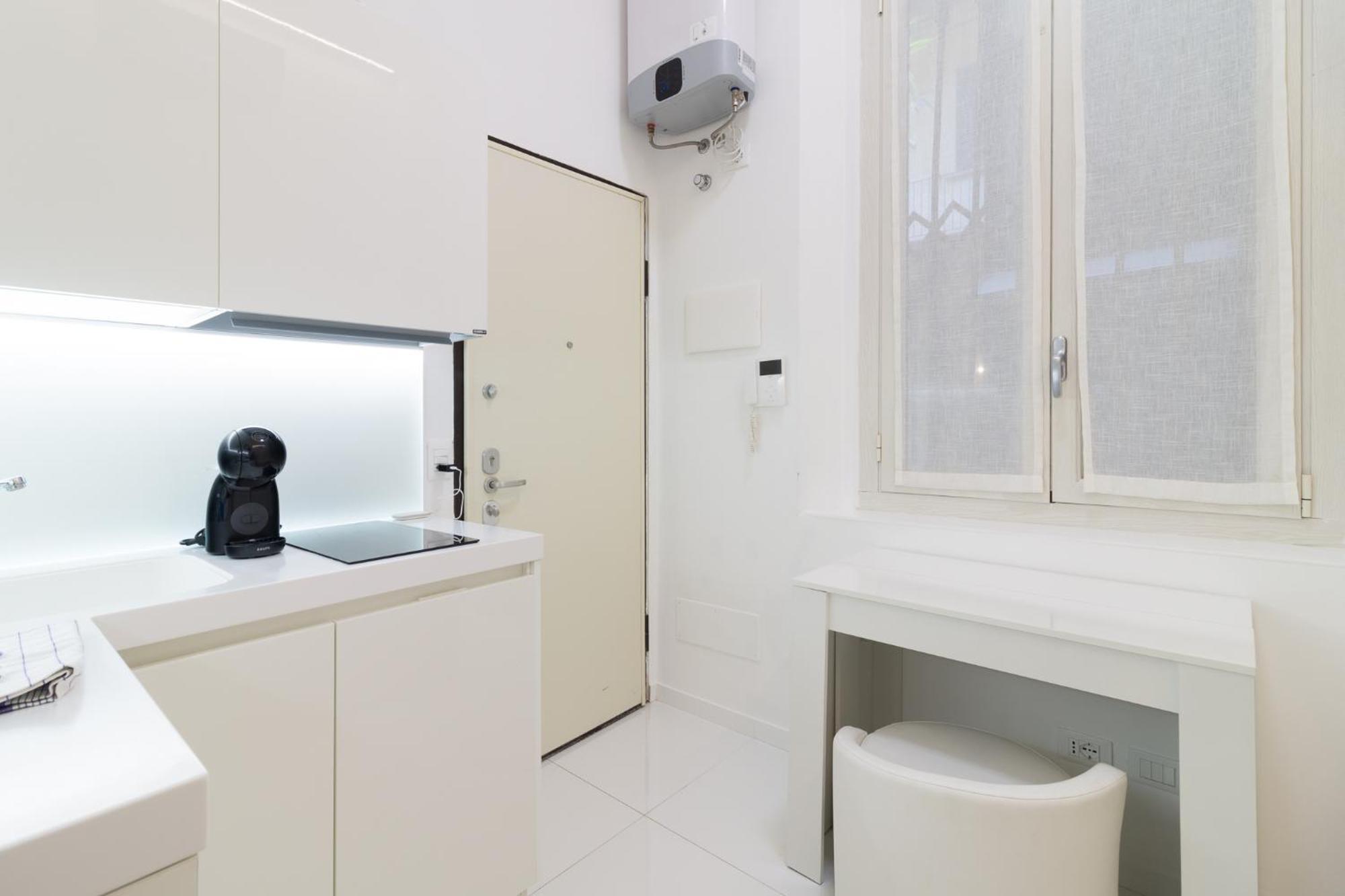 Apartment Tiny House Darsena Milan