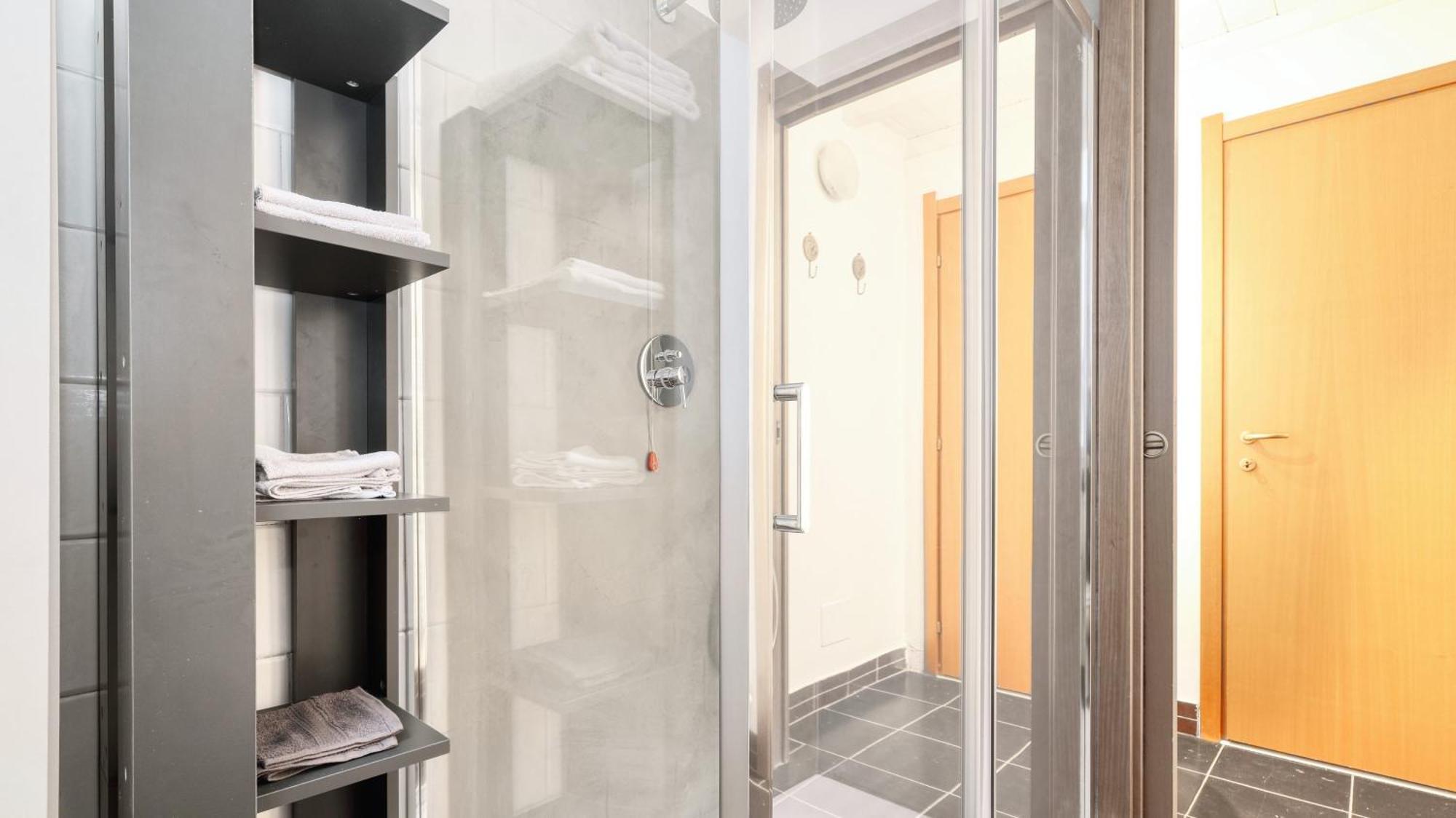 Ideal Rent - Viale Corsica 41 * Milan