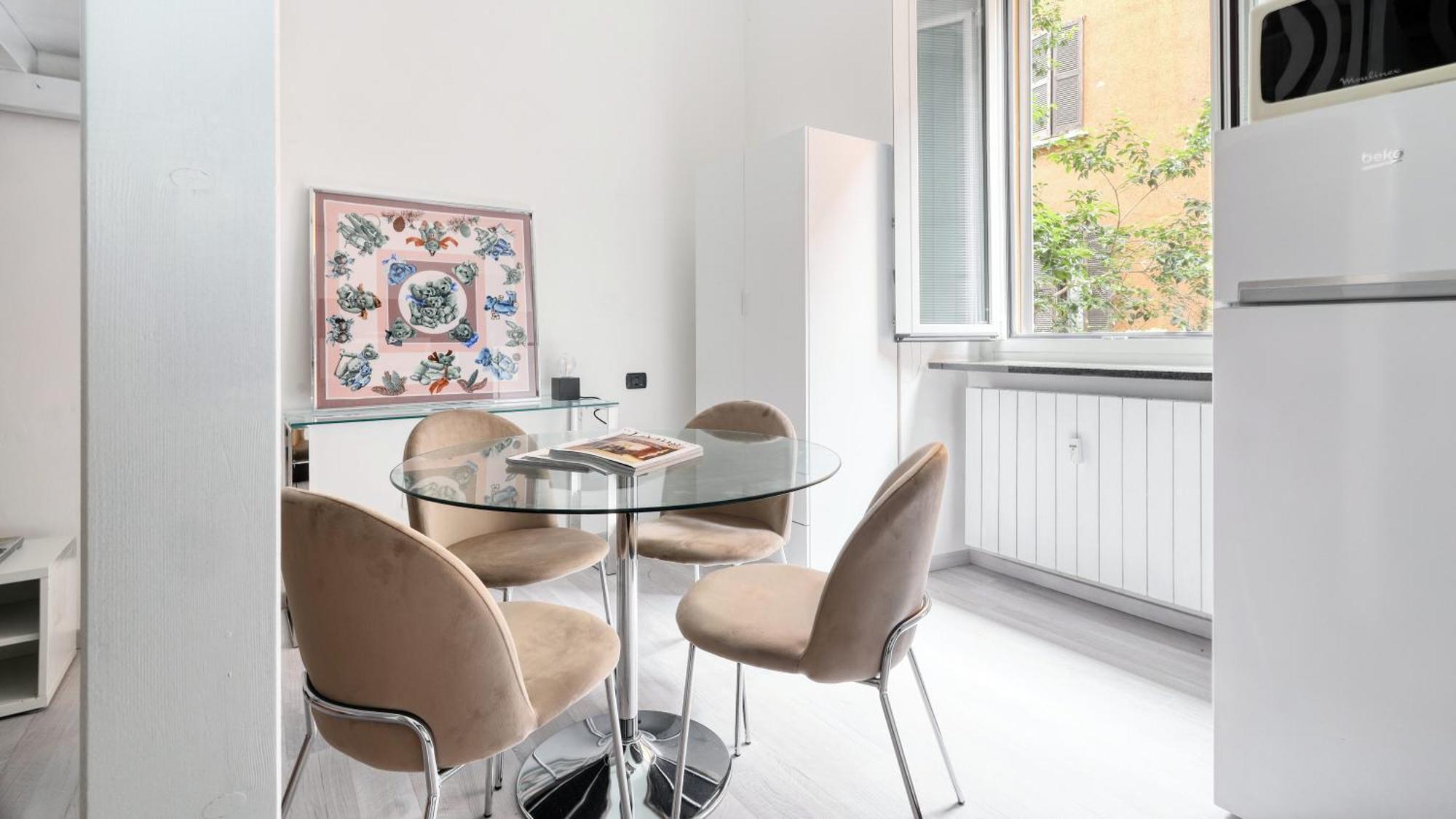 Ideal Rent - Viale Corsica 41 * Milan