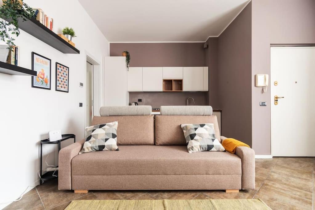 Moderno Bilocale In Zona Mico Mailand