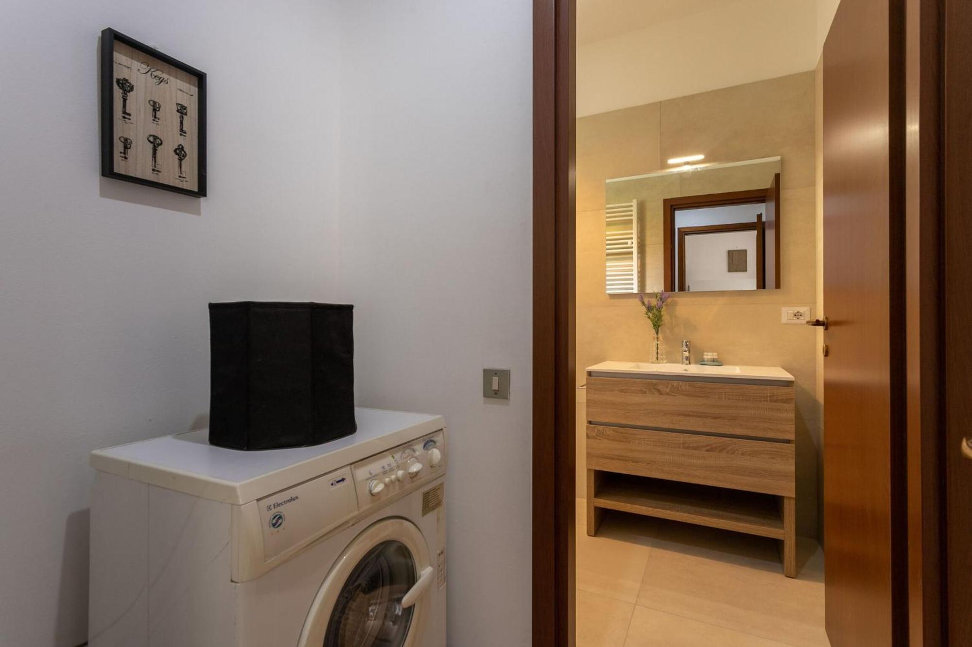 Rucellai With Shared Pool By Halldis Apartment *