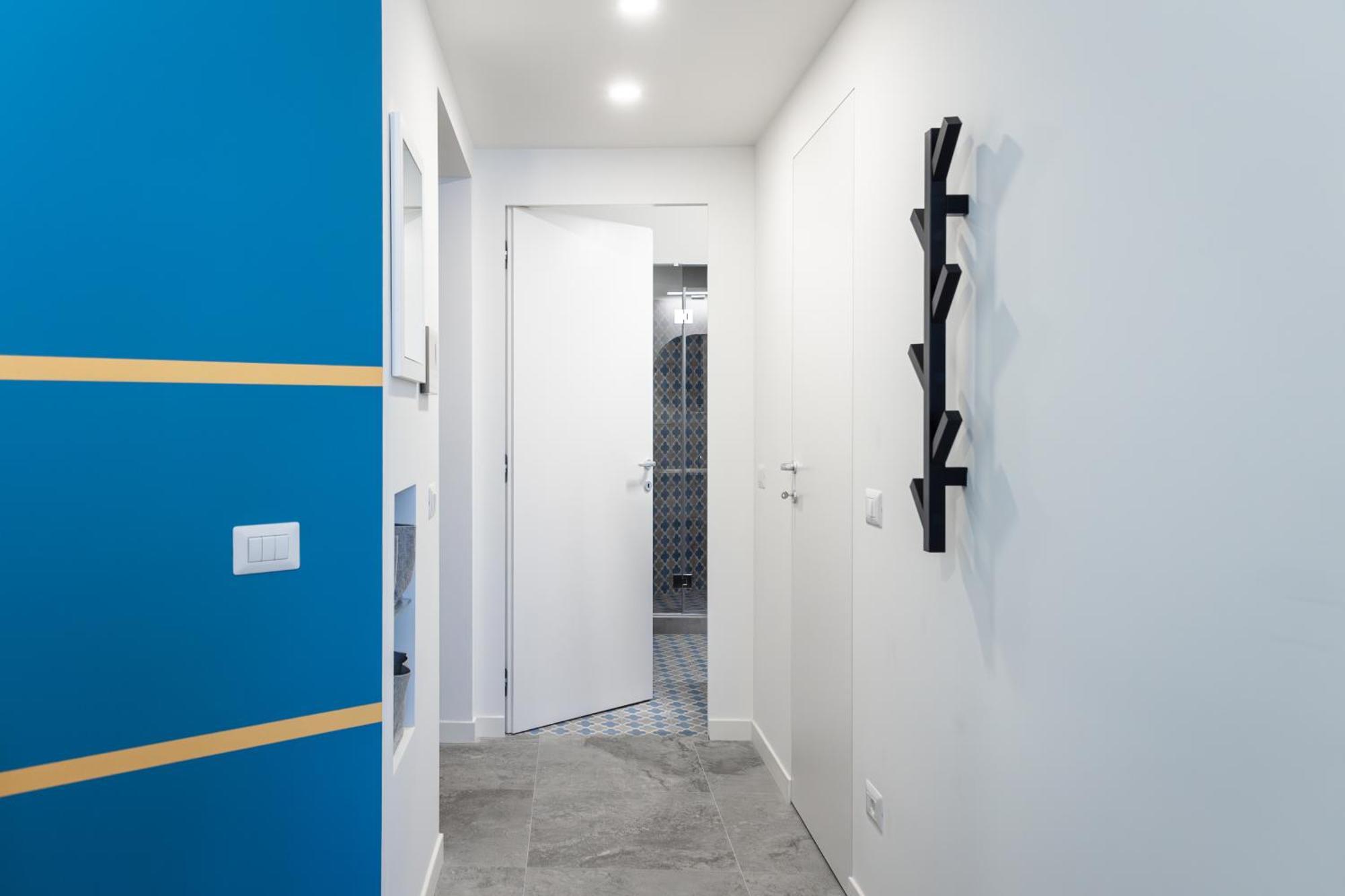 Apartment 5' From Metro Lima, Design