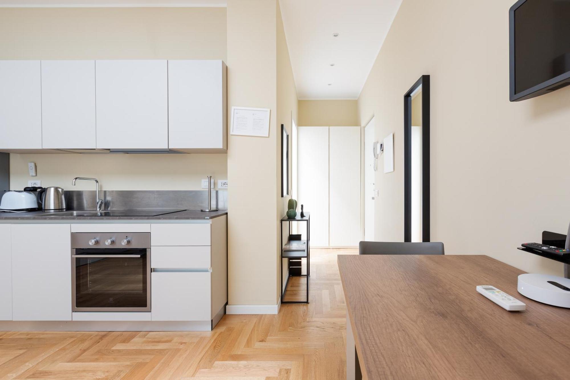 Apartment Missori & Bocconi Renovated