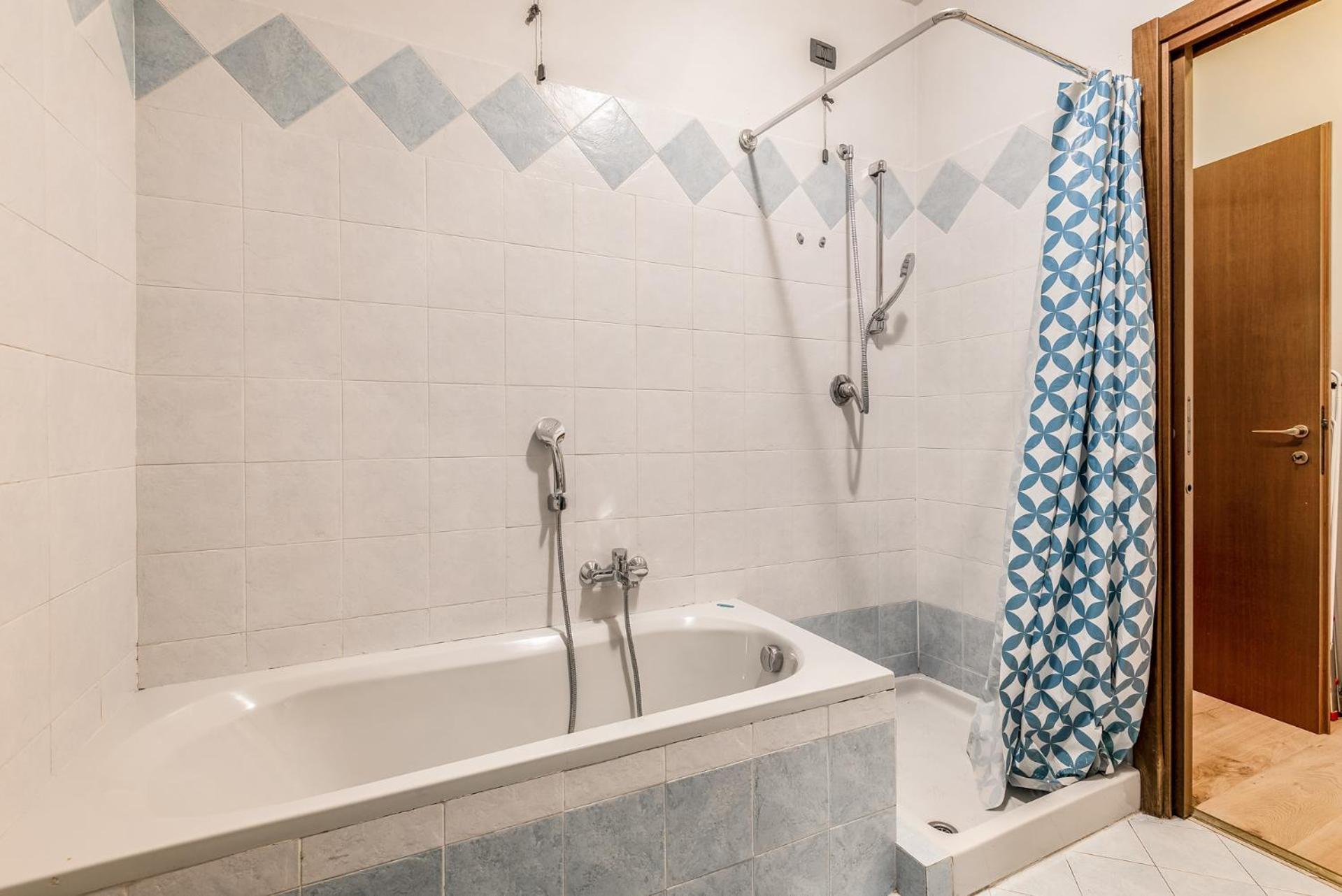 Apartment Confy 2pax- Via Tartini, 26 *