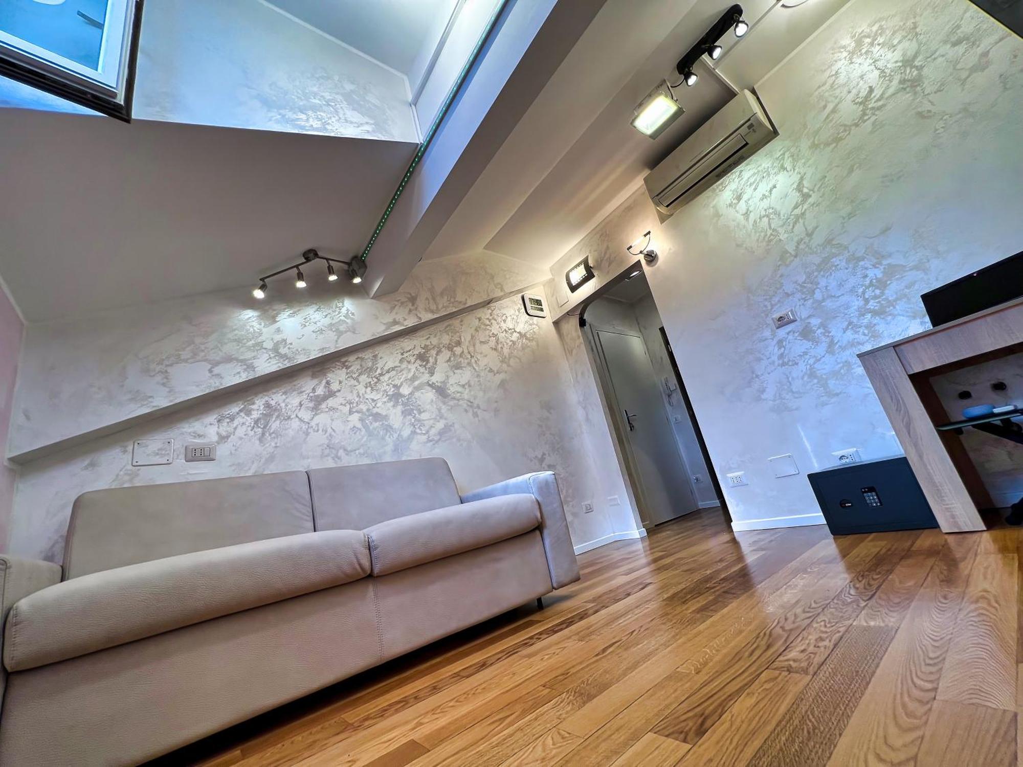Taxi No-Need B&B - Metro, Train Station, Nightlife And Restaurants Apartment