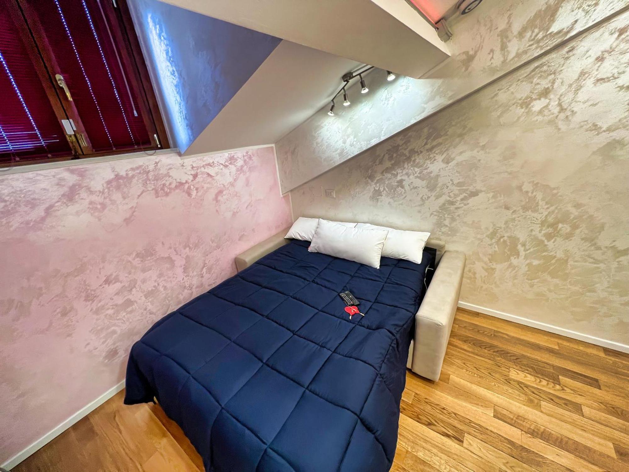 Apartment Taxi No-Need B&B - Metro, Train Station, Nightlife And Restaurants *