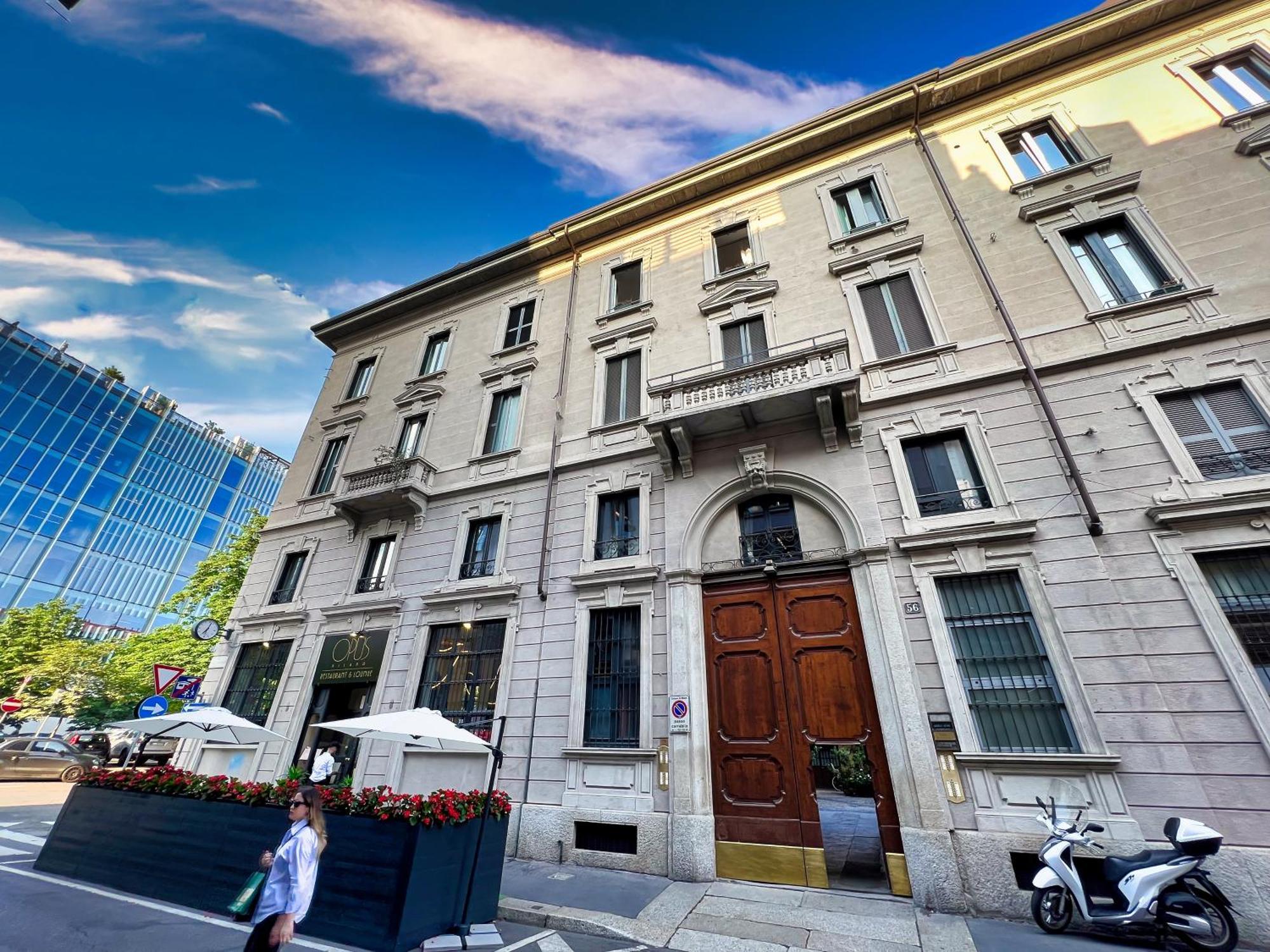 Taxi No-Need B&B - Metro, Train Station, Nightlife And Restaurants Apartment
