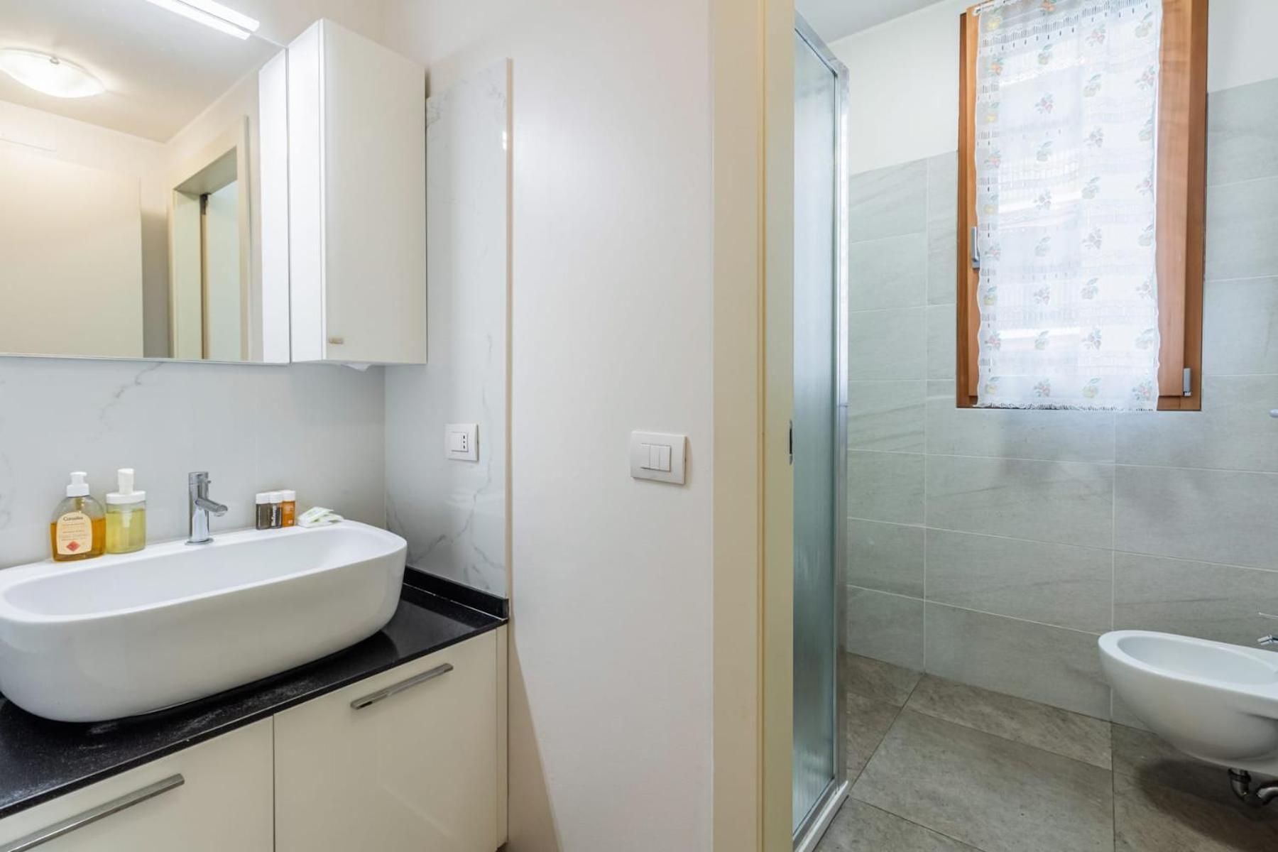 Homeby, Oasis Apartment Mailand