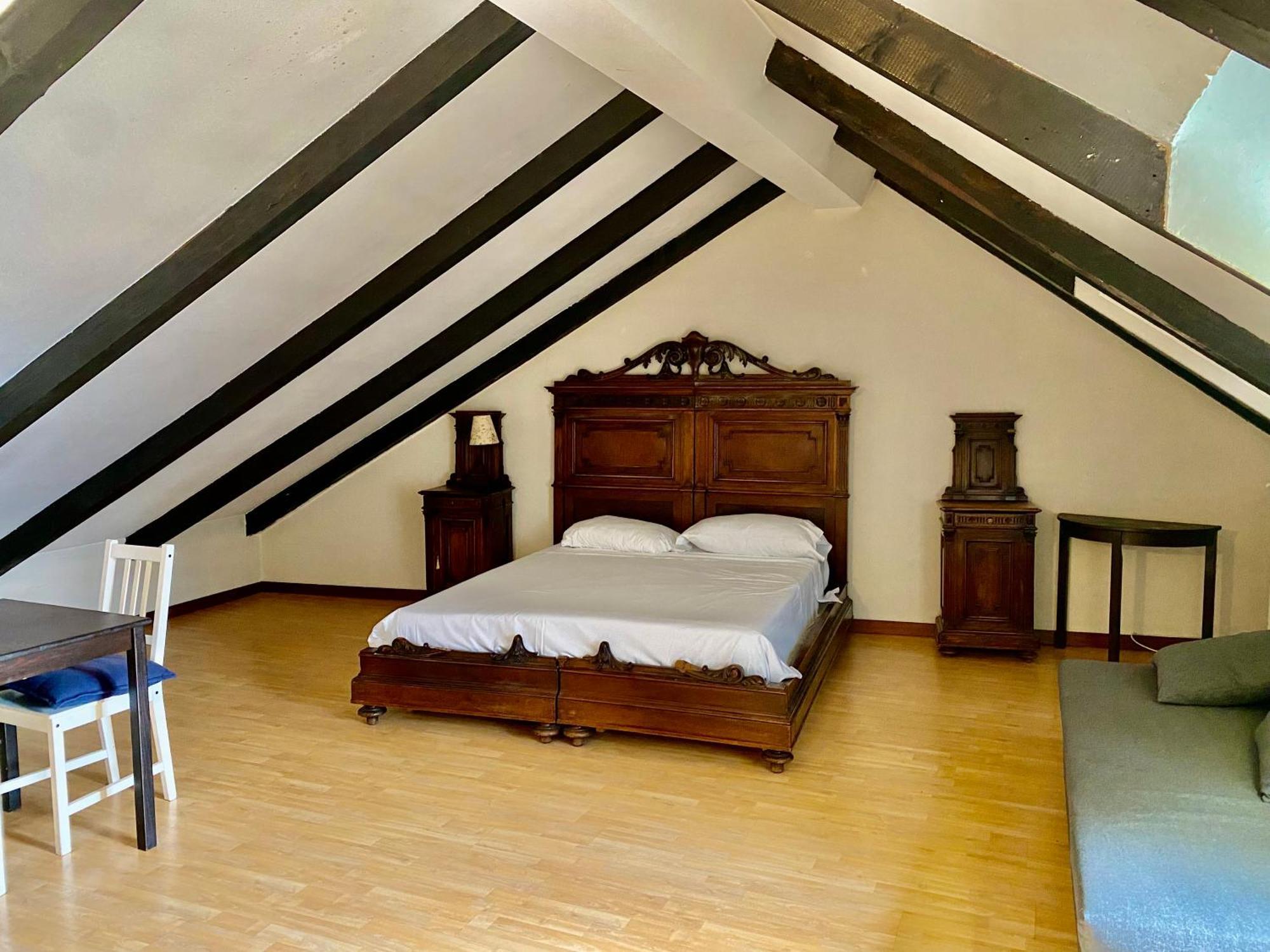 Casa - Piazza Sant'alessandro 3 * Mailand