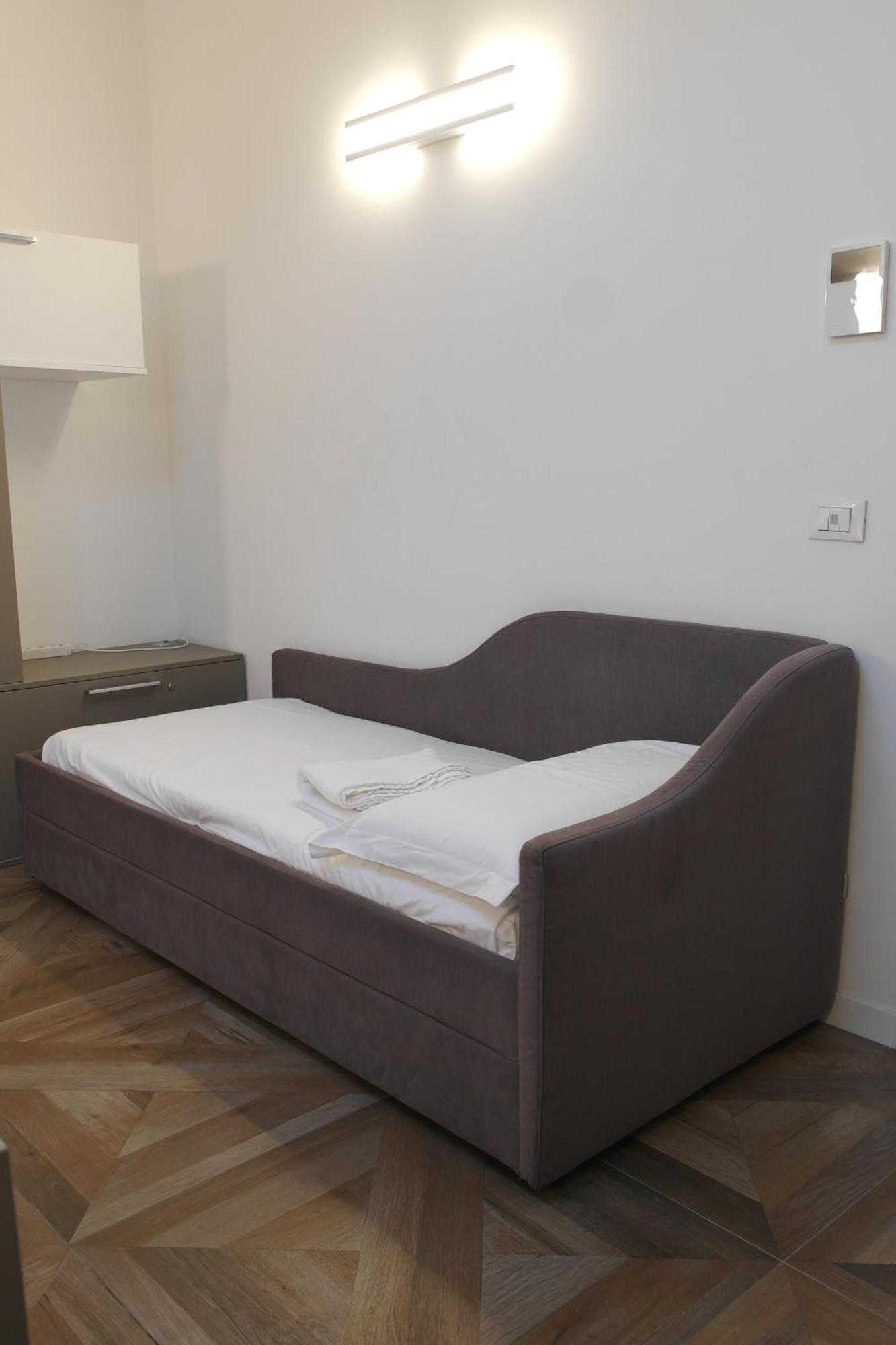Apartment Luminoso Bilocale Zona Tibaldi Bocconi Mailand