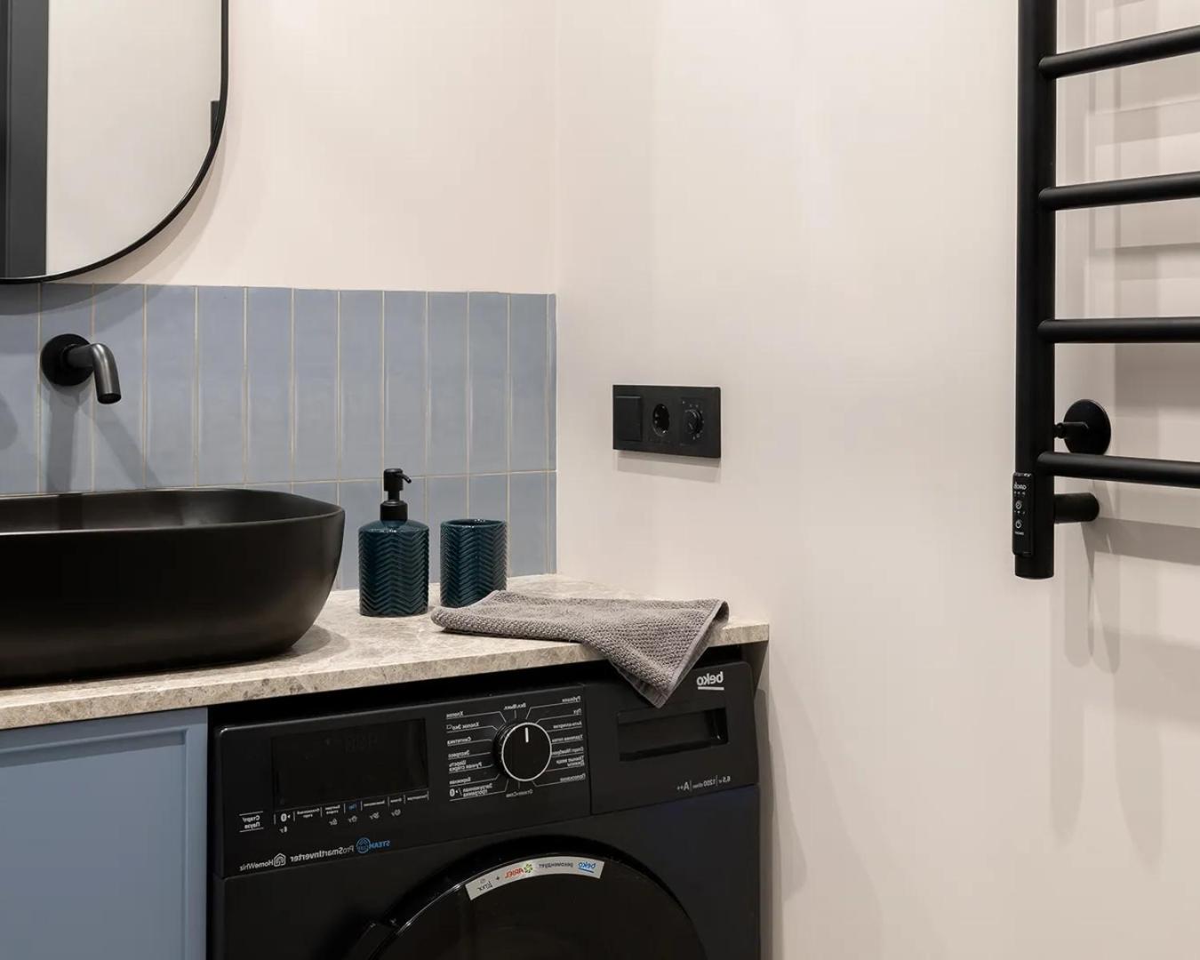 Corso Garibaldi Prostore And Central Location Apartment