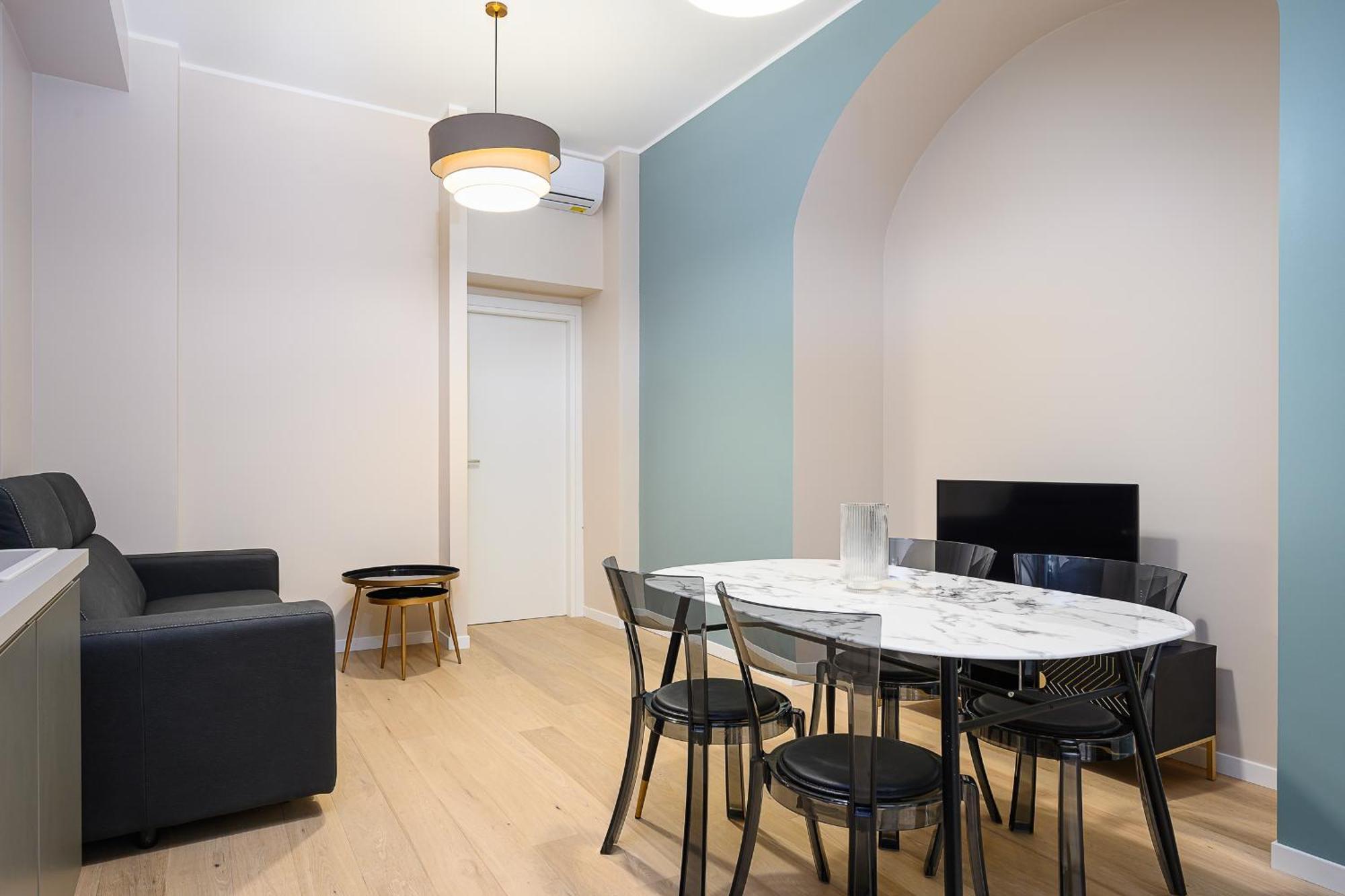In Porta Garibaldi & Chinatown - Center Well Connected Apartment *