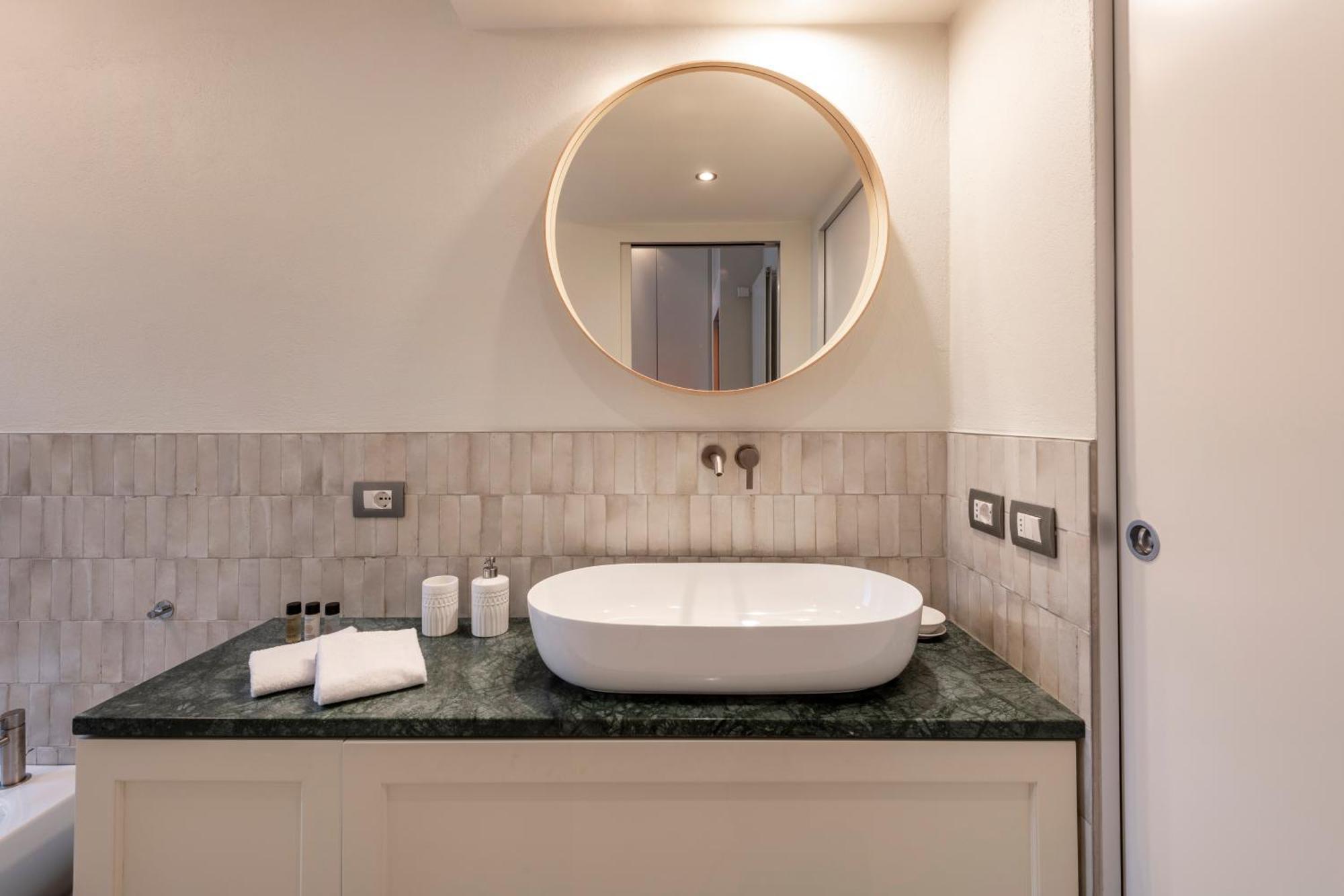 Apartment Sempione, 51 Ampio E Luminoso Mailand