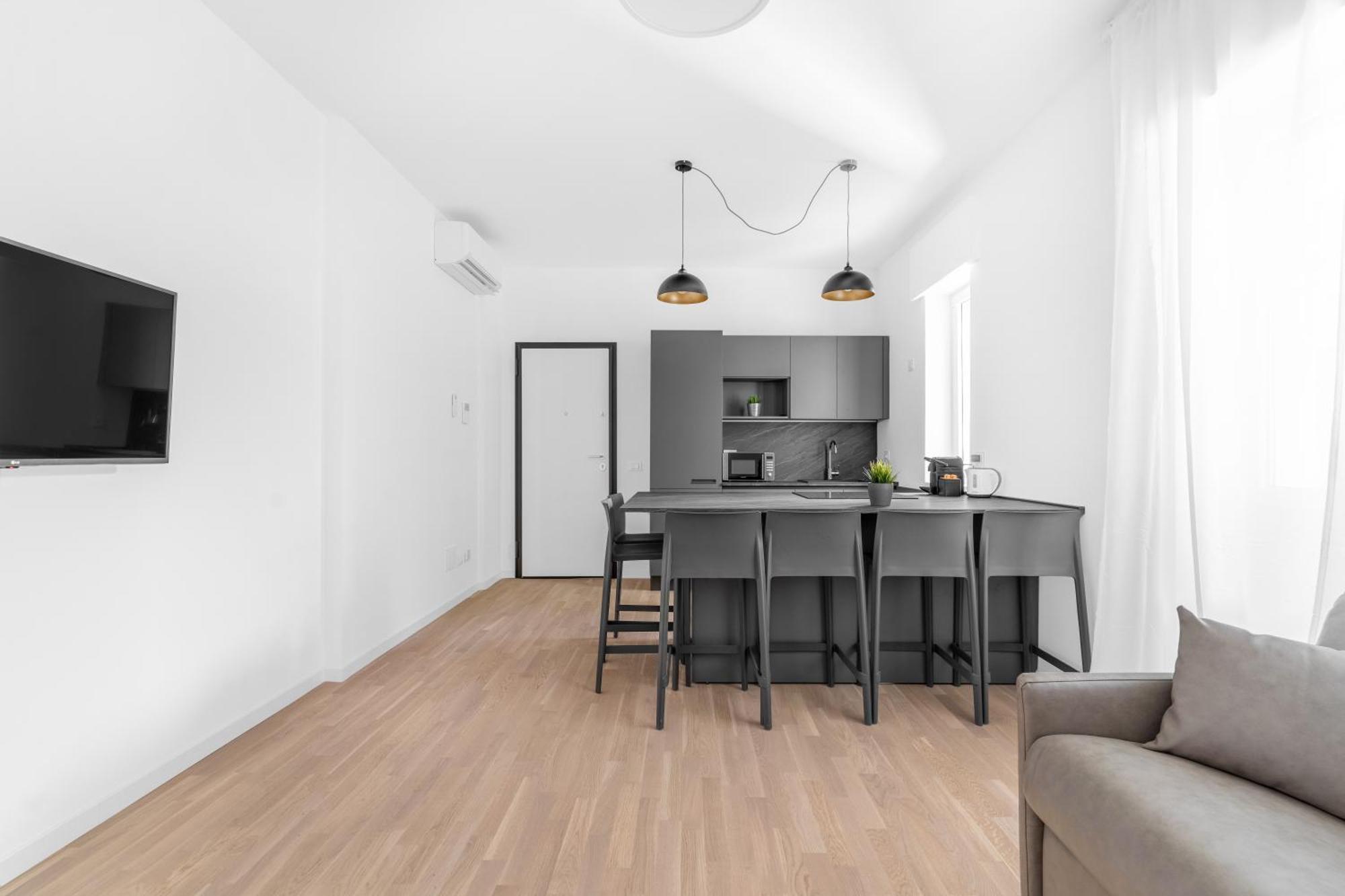 Mi Casa - In Ponte Nuovo * Milão