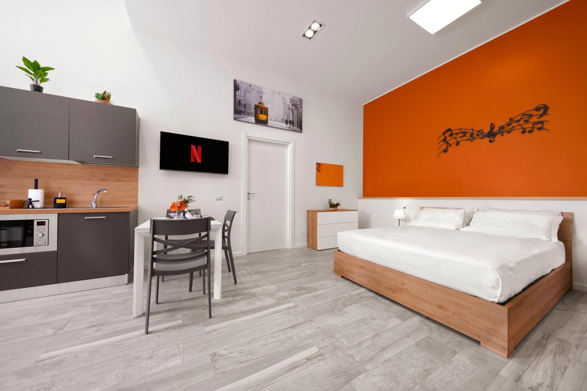 Lorianna Rock House Milan