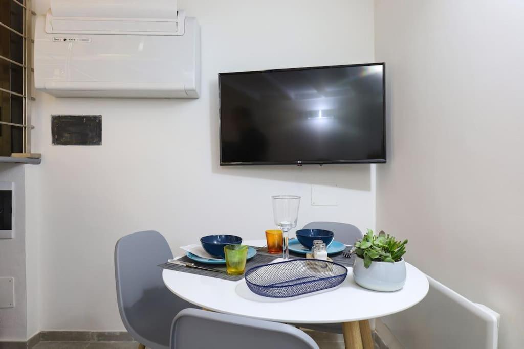 Cozy Loft Near Navigli, Close To Duomo And Bocconi - Italy Flat Vacation * Milão