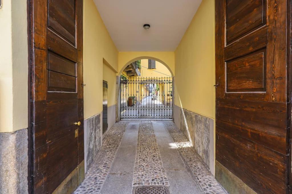Cozy Loft Near Navigli, Close To Duomo And Bocconi - Italy Flat Vacation Apartamento