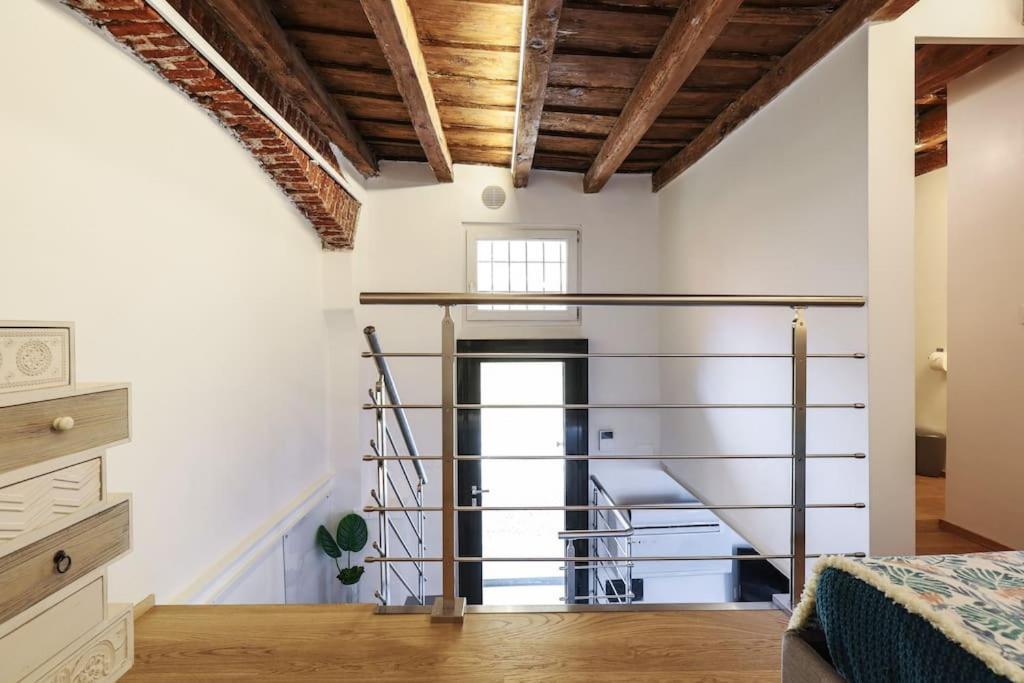 Cozy Loft Near Navigli, Close To Duomo And Bocconi - Italy Flat Vacation *