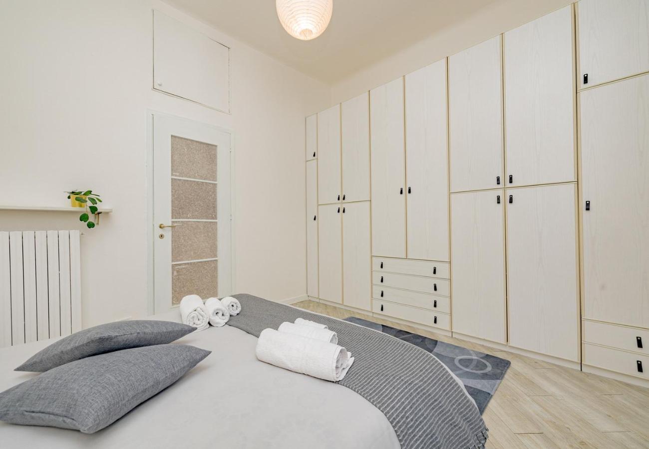 Turrohouse-Duomo 12 Minutes Away Apartment Milan