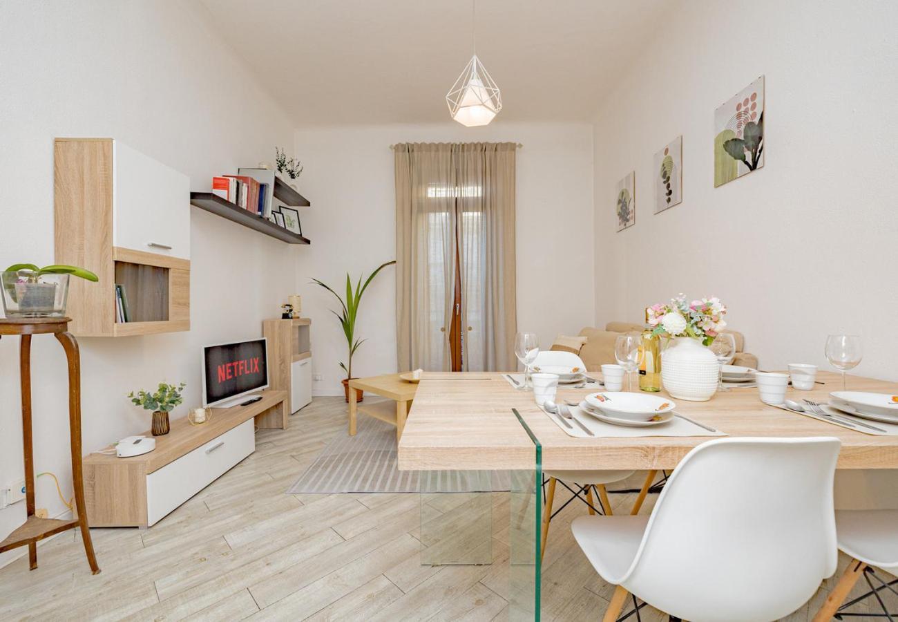 Turrohouse-Duomo 12 Minutes Away Apartment Milan