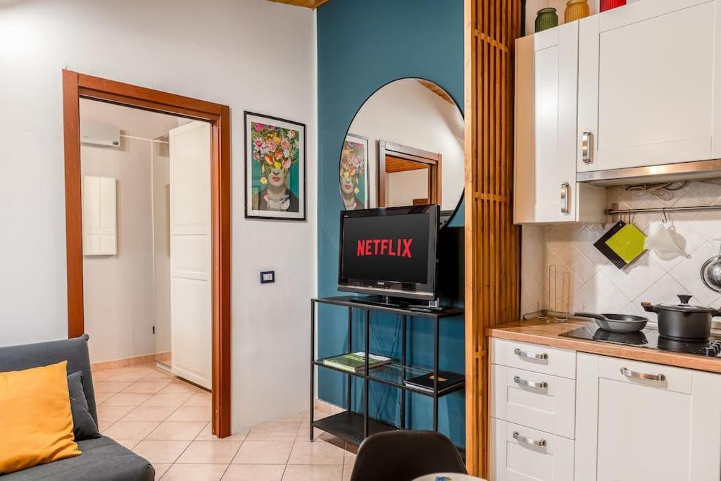Apartment The First - Central Station Milan