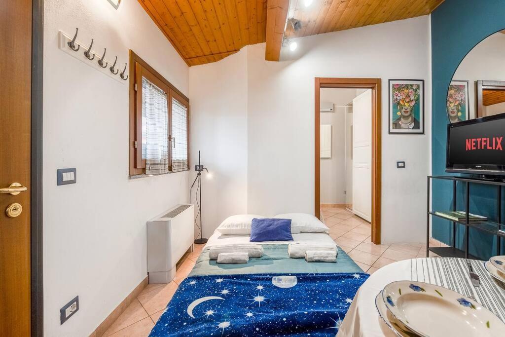 The First - Central Station Apartment Milan