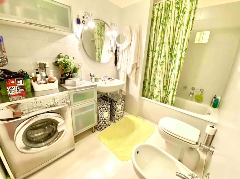 Garden View, Free Parking And Checkout In The Afternoon Apartment Mailand
