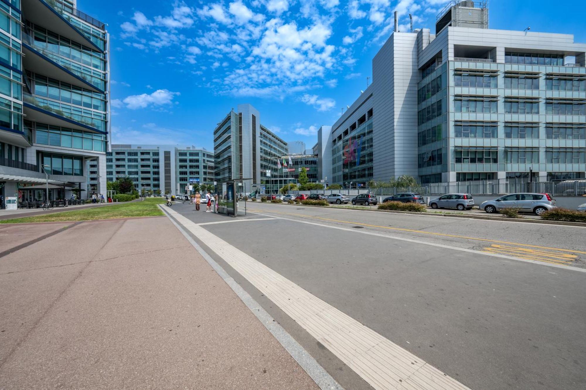 Cozy Rogoredo Next To The Metro And Train Station Apartment *