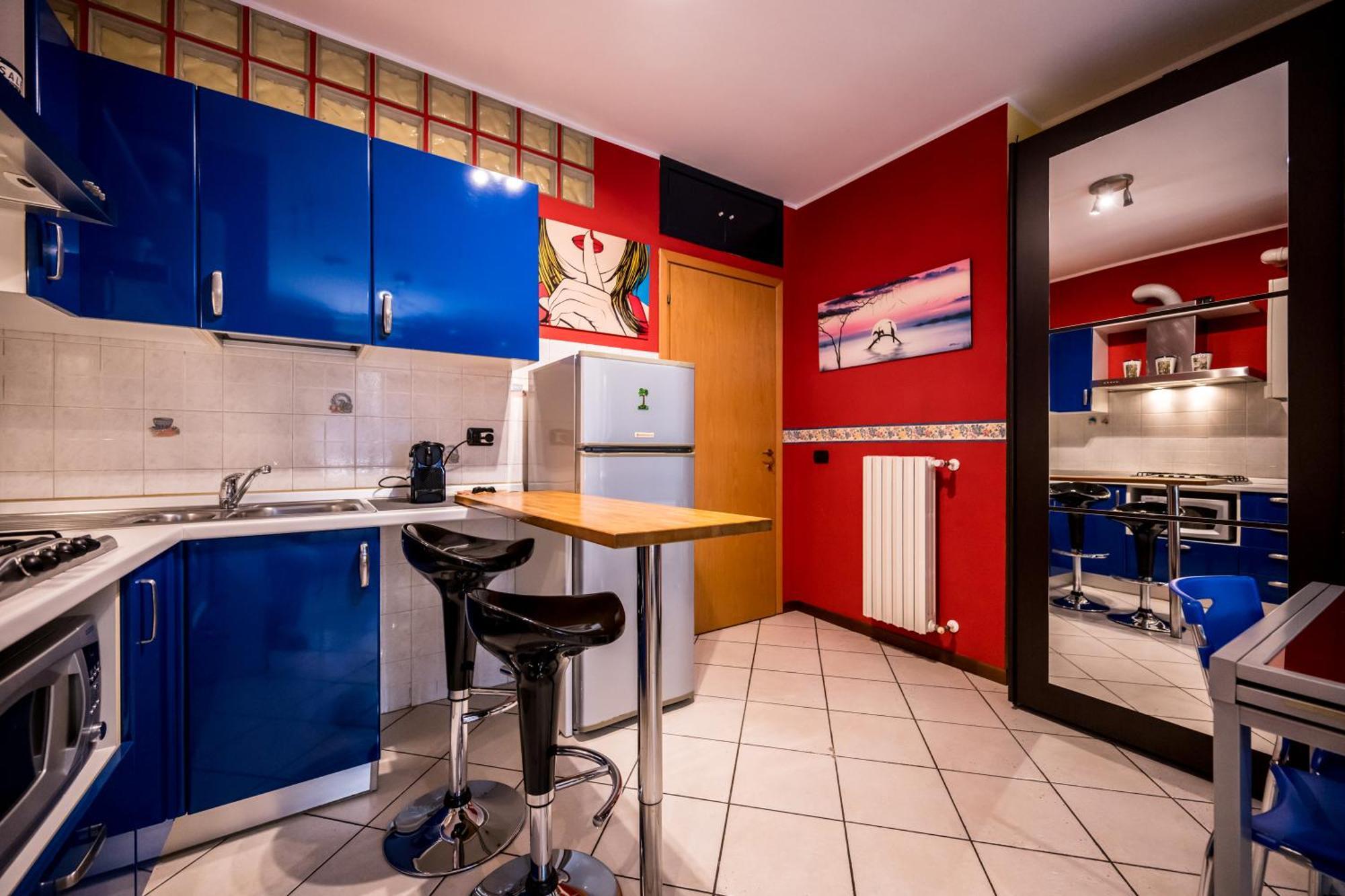 Apartment Cozy Rogoredo Next To The Metro And Train Station