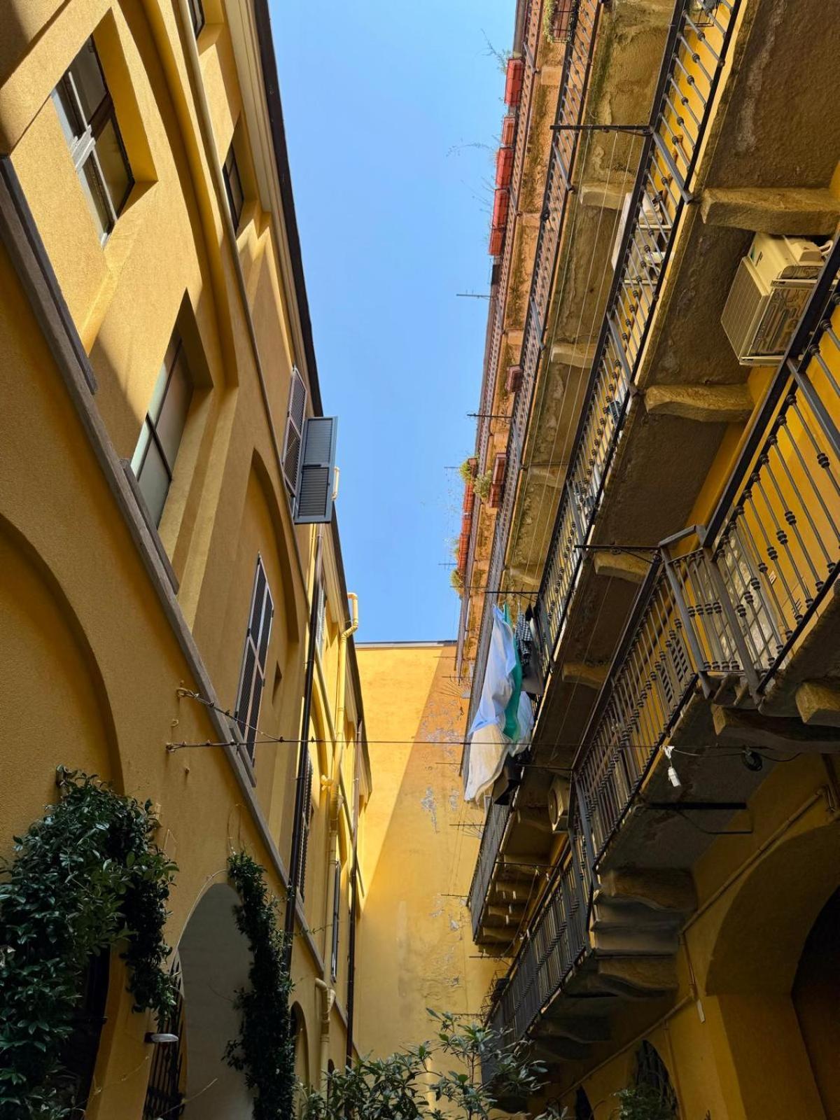 Apartment Romantic Navigli Mailand