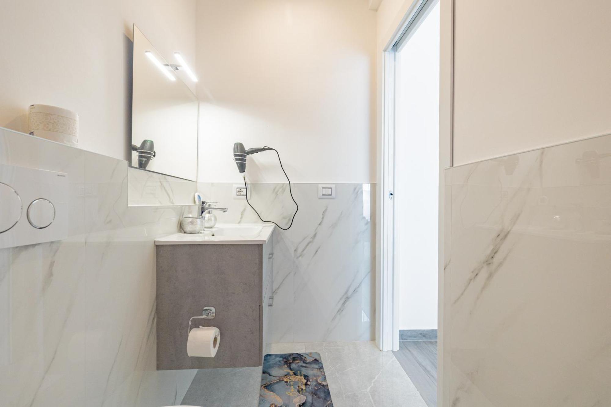 Luxury - 1 * Milão