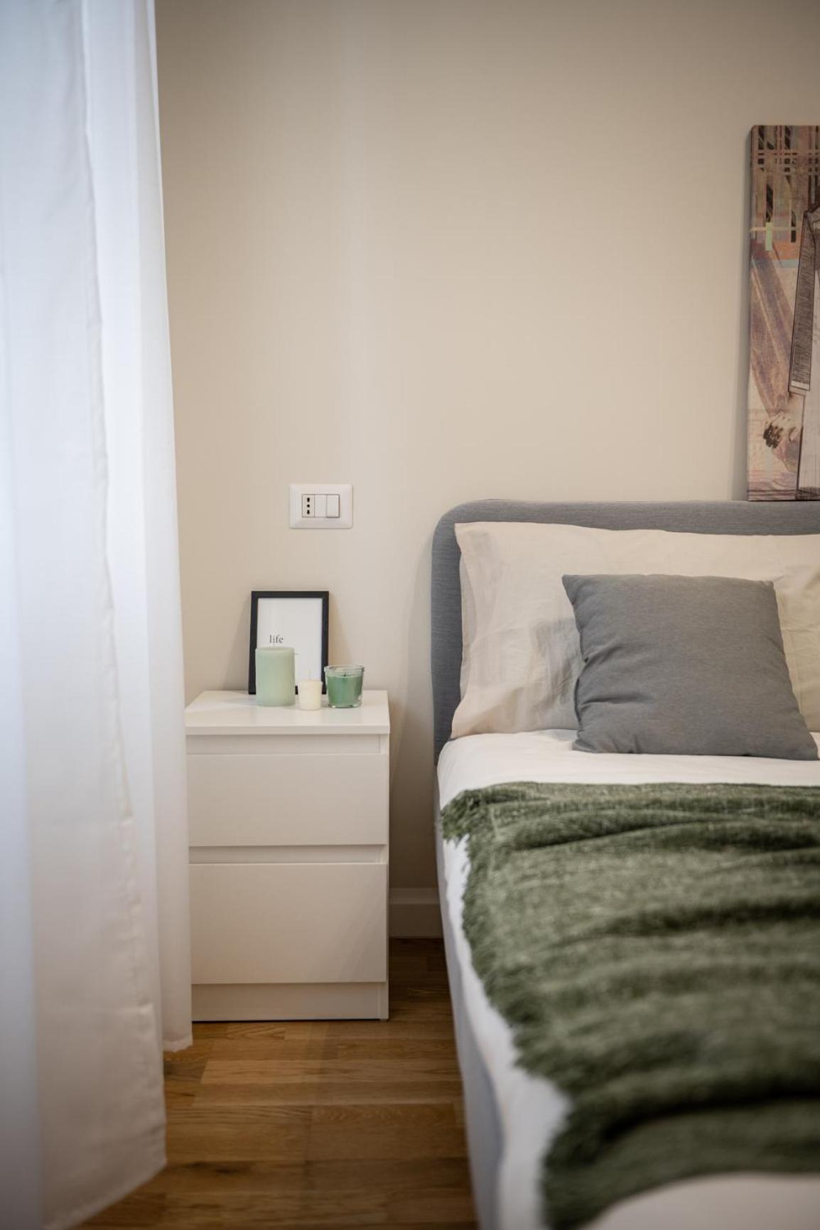 Viale Troya Modern Bilo - Design District Apartment *