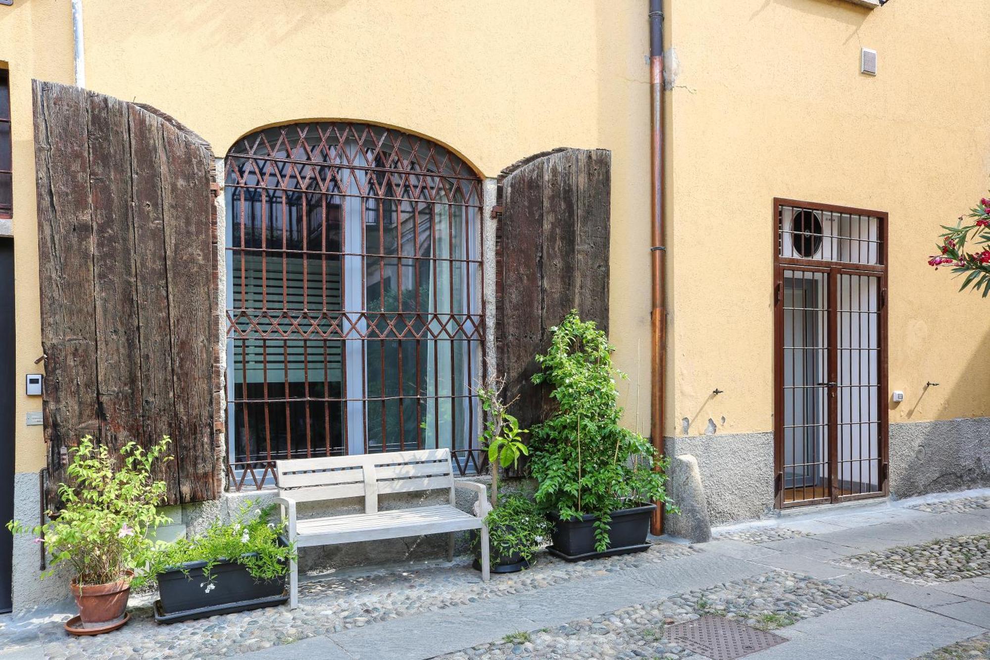 Rrrapido In Corso San Gottardo - 4 People Apartment Milan