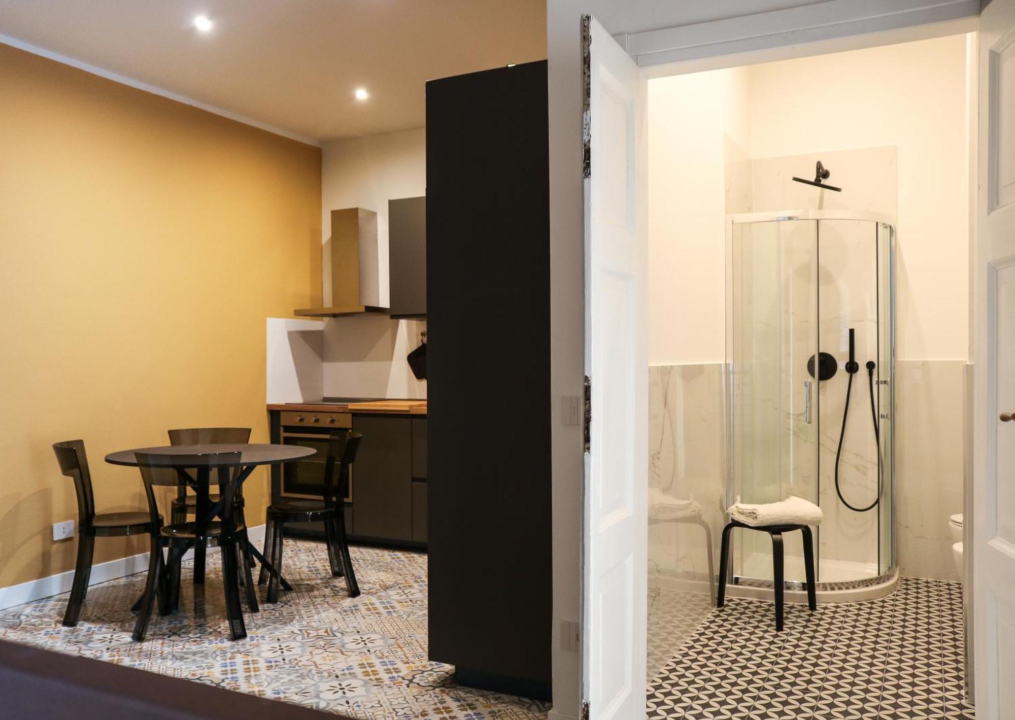 Rrrapido In Corso San Gottardo - 4 People Apartment