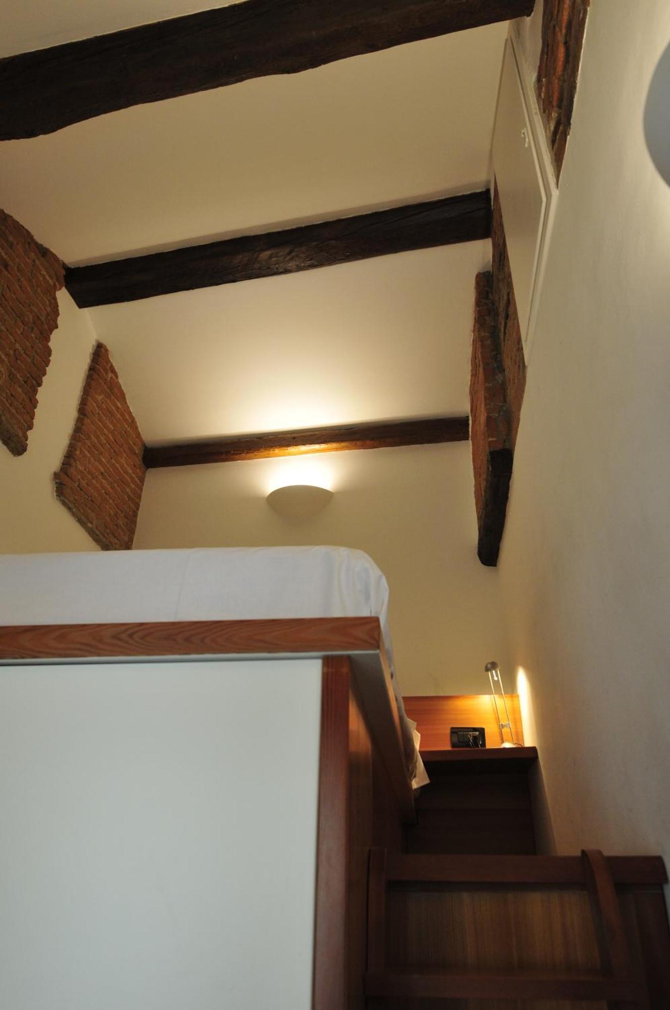 Apartment Antico E Moderno Al Centro Del Centro Di Mailand