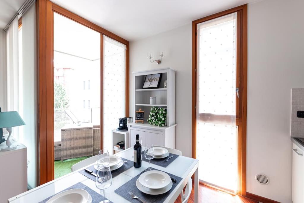 Caterina A 5 Minuti Da Fiere E San Siro Con Wifi-netflix-free Parking Apartment Mailand