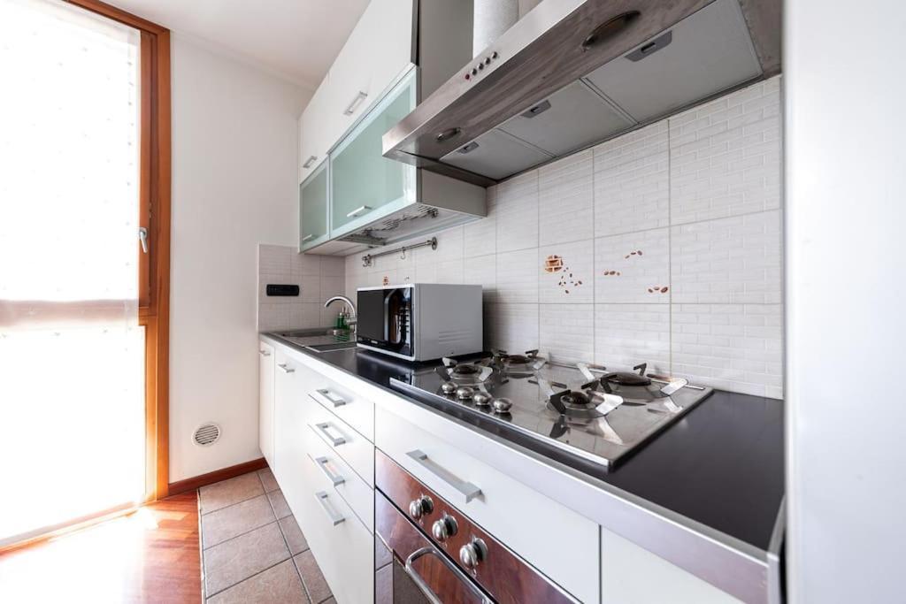 Caterina A 5 Minuti Da Fiere E San Siro Con Wifi-netflix-free Parking *