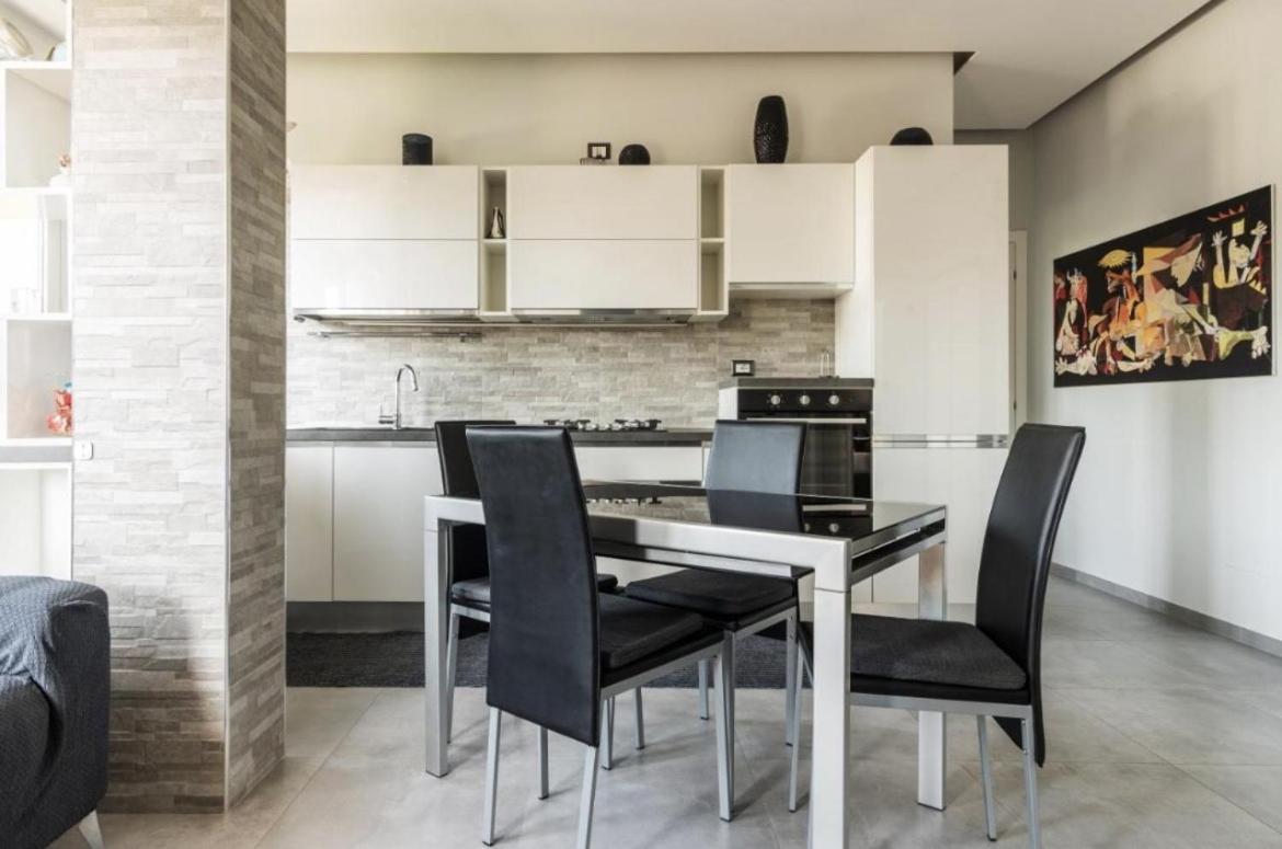 Apartamento Luxury In Prada District Near Mm Brenta & Center - Ideal For Business Profiles